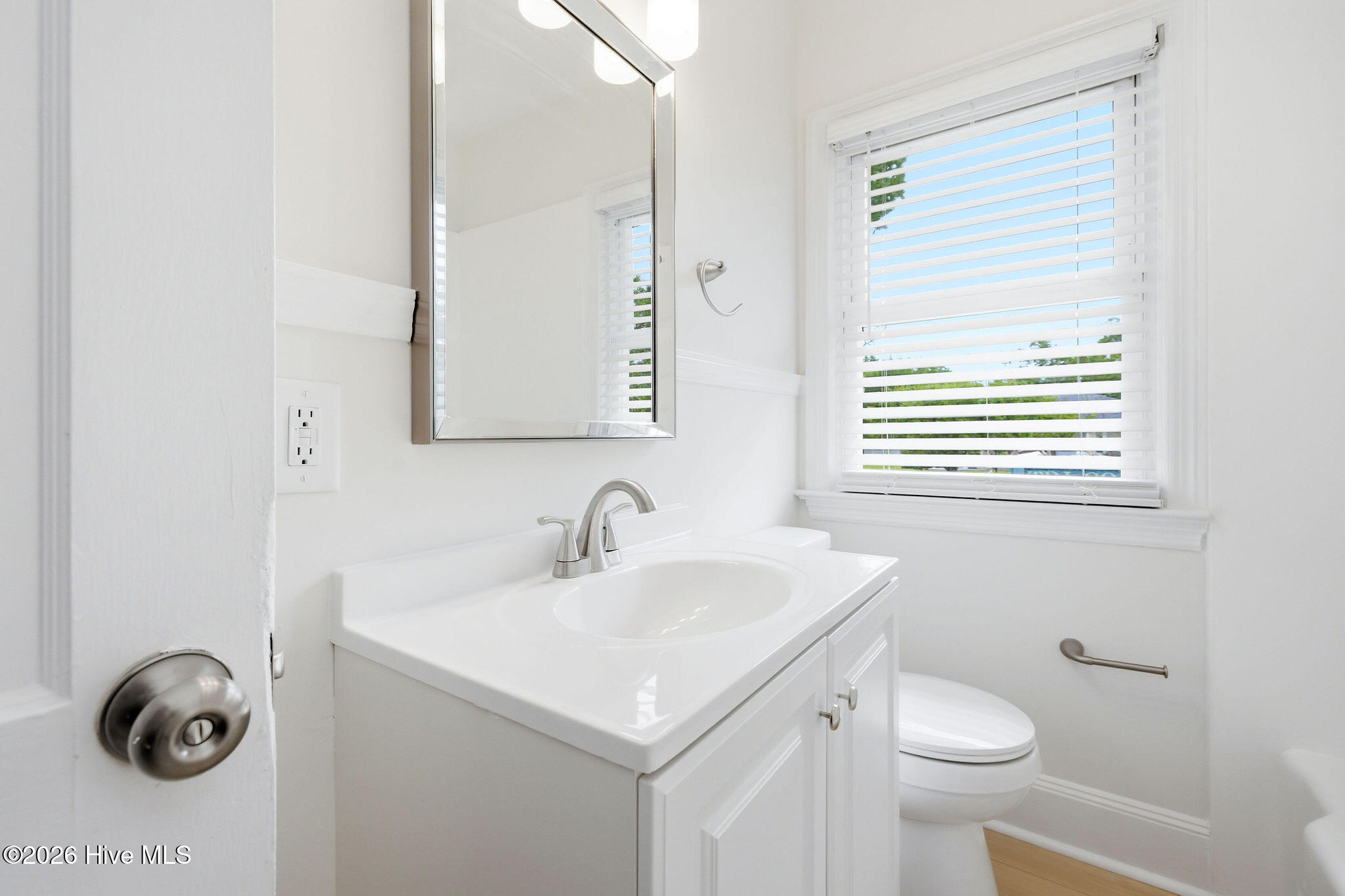 521 Thomas Avenue Property Photo 19