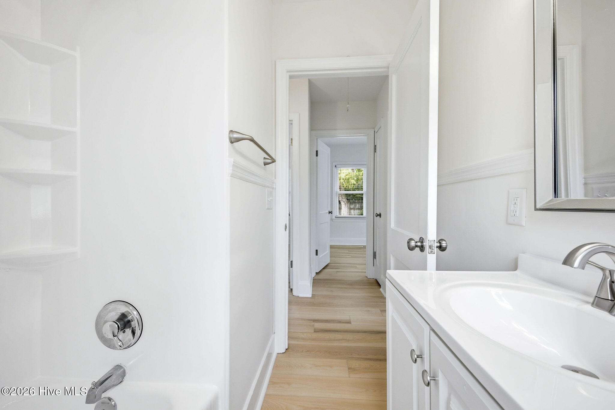 521 Thomas Avenue Property Photo 20