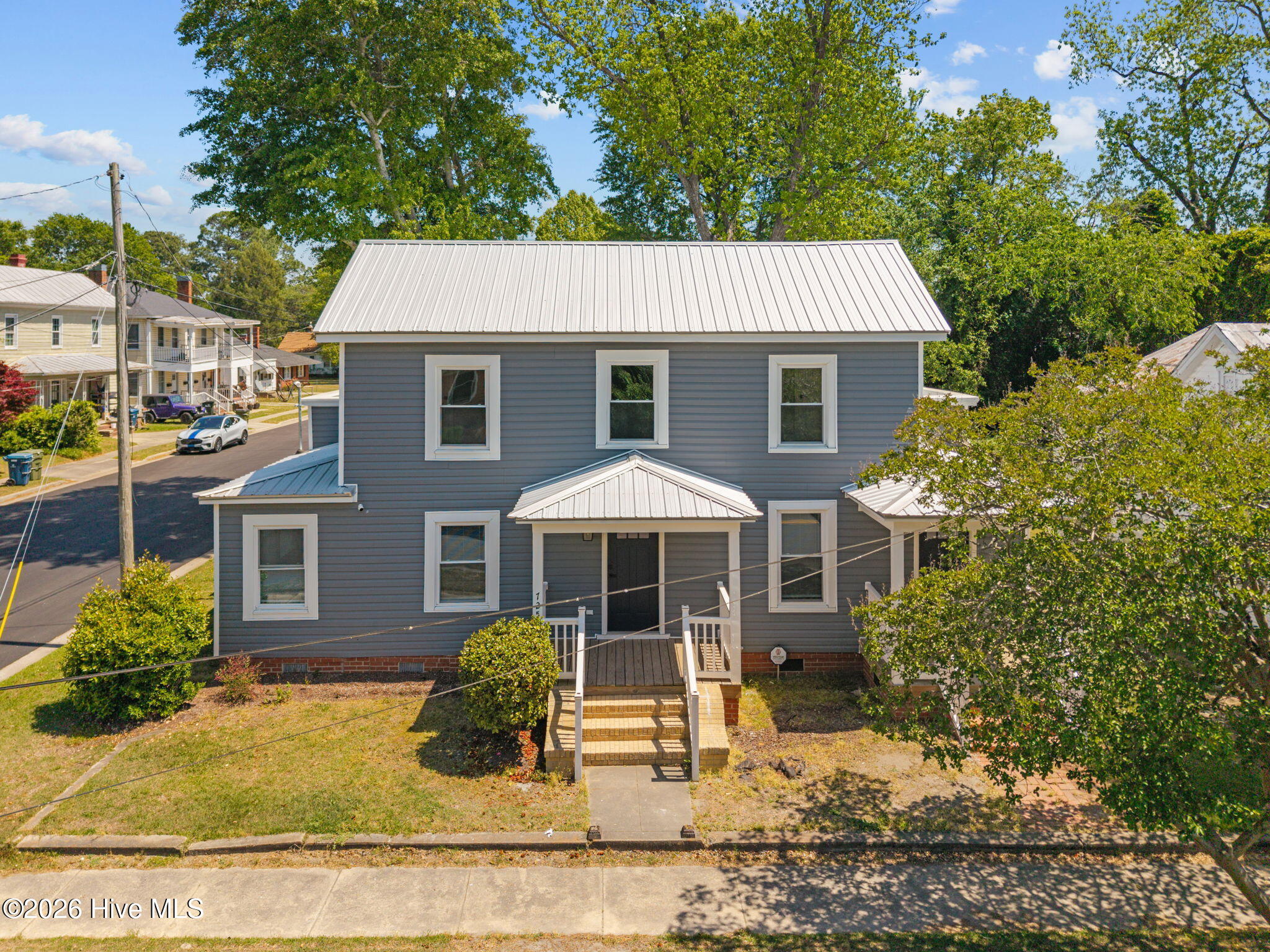 723 N Market Street Property Photo 2