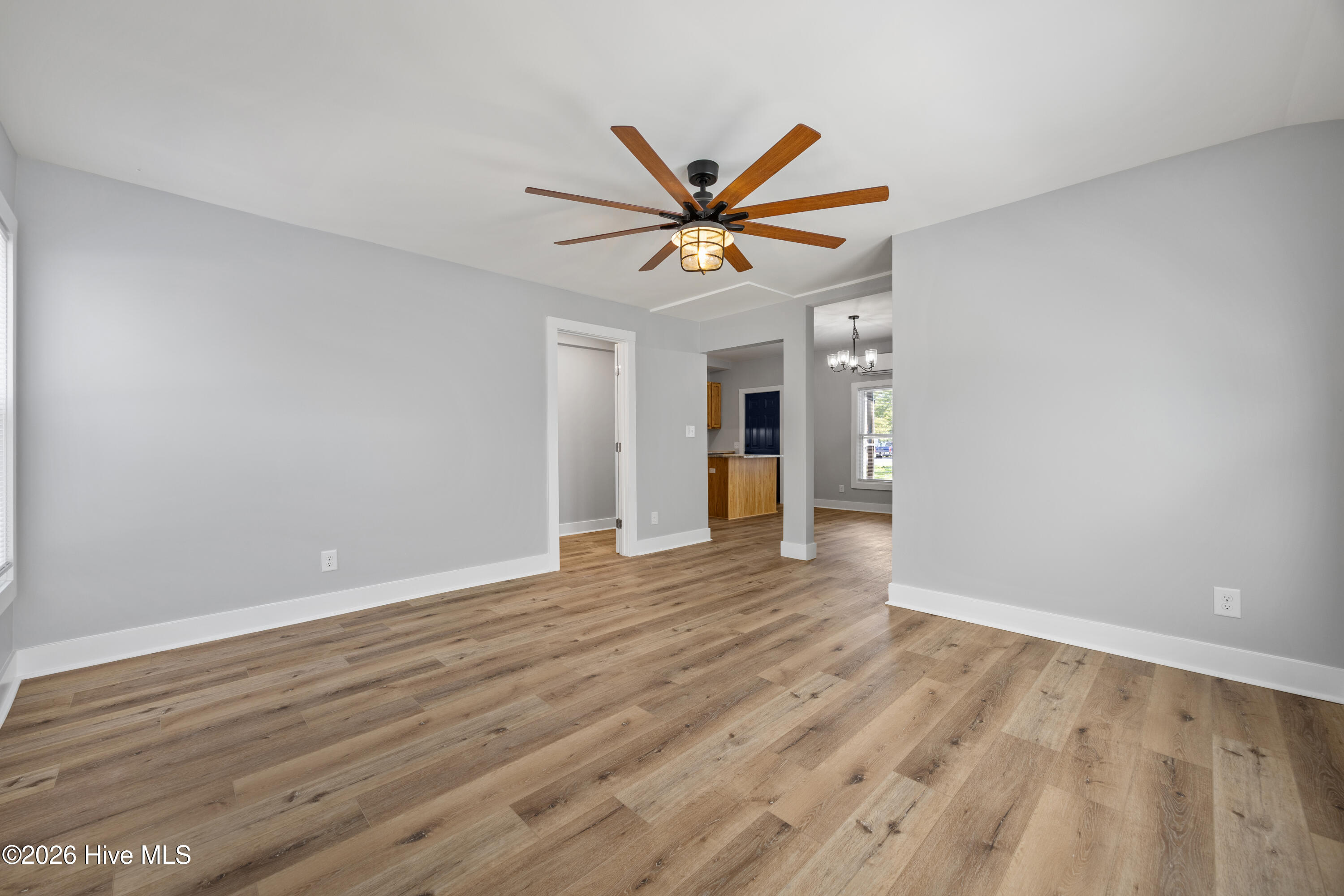 723 N Market Street Property Photo 10