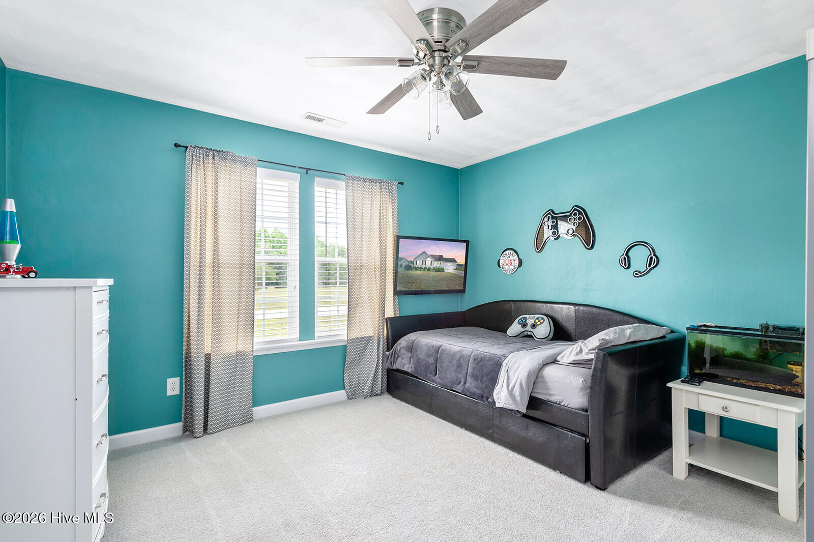 107 Chickadee Street Property Photo 28