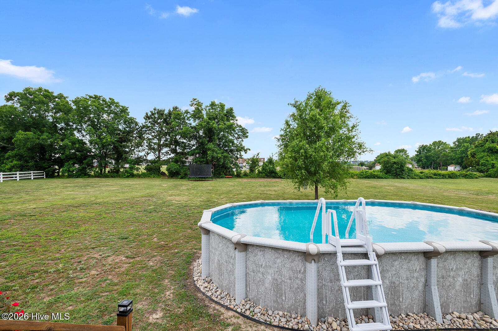 107 Chickadee Street Property Photo 52