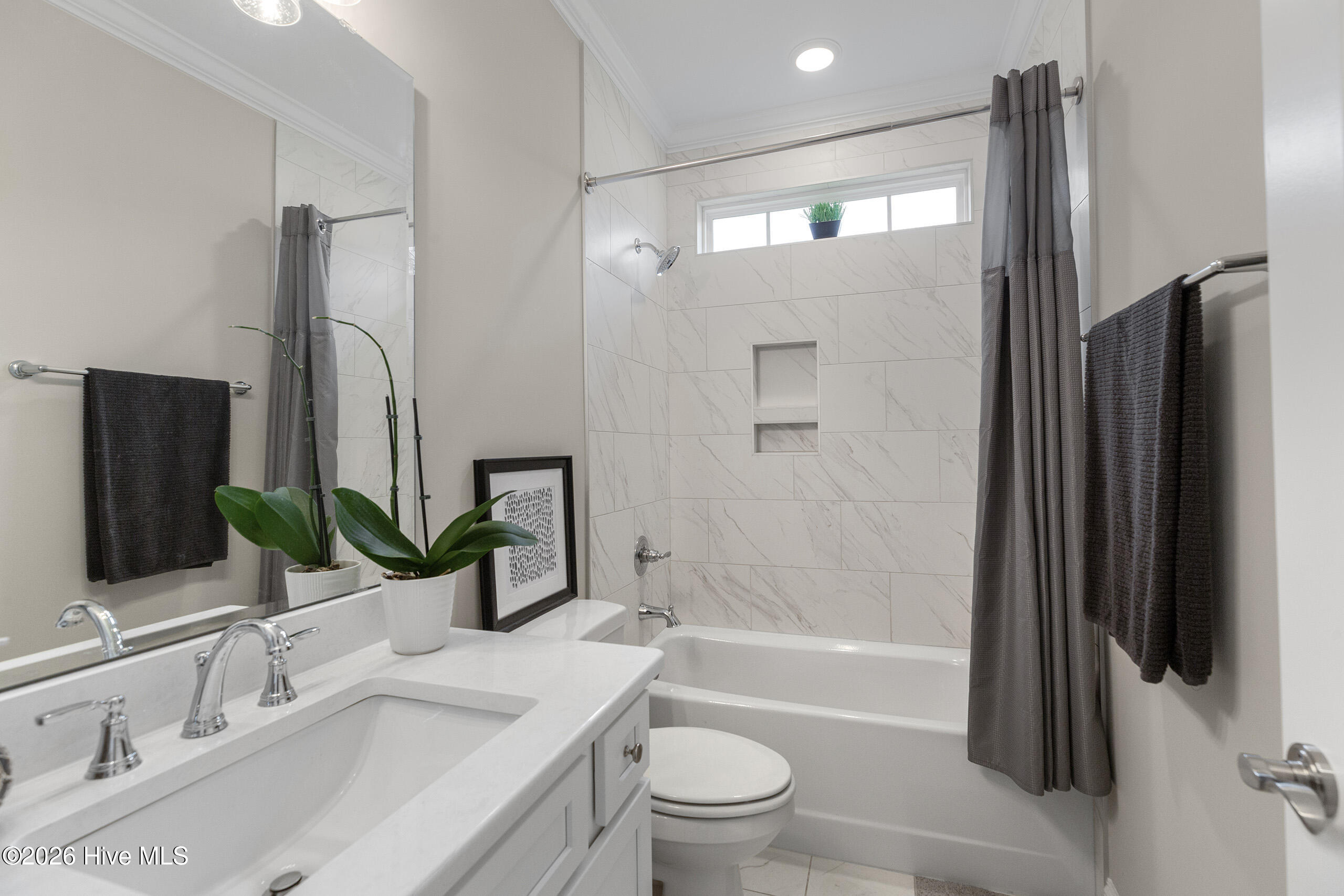 698 Breezewood Drive Se Property Photo 32