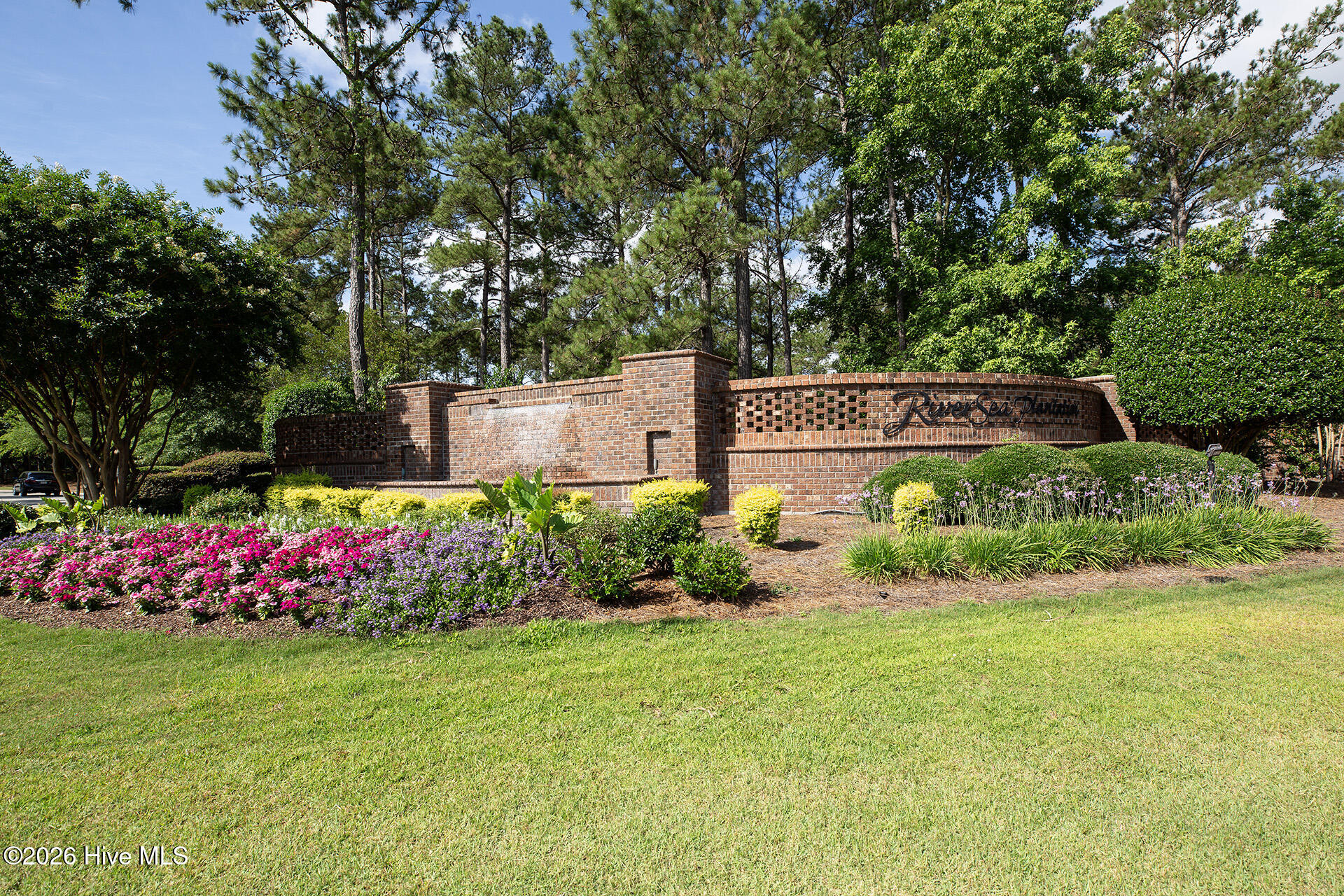 698 Breezewood Drive Se Property Photo 69