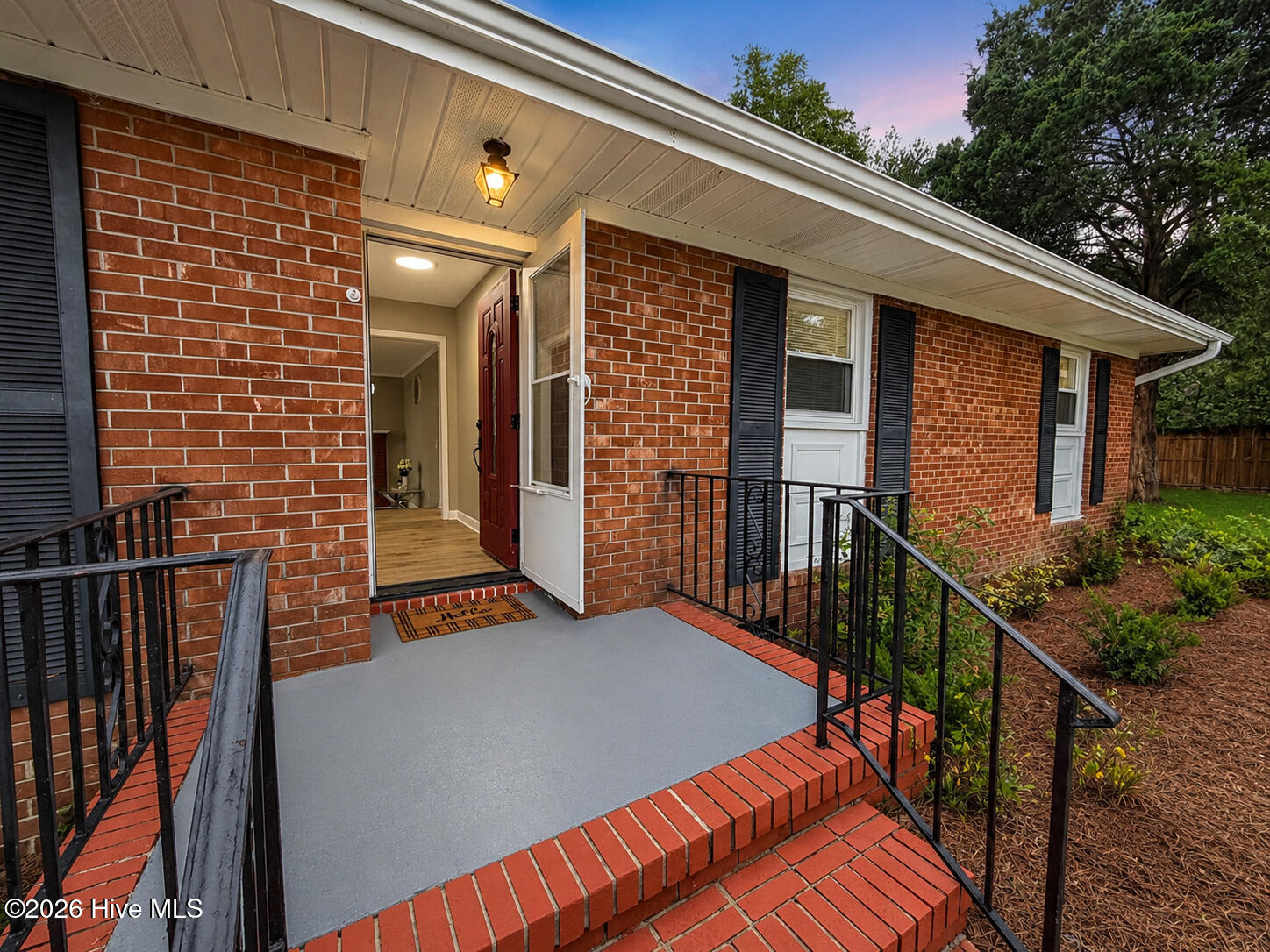 3202 College Road S Property Photo 2