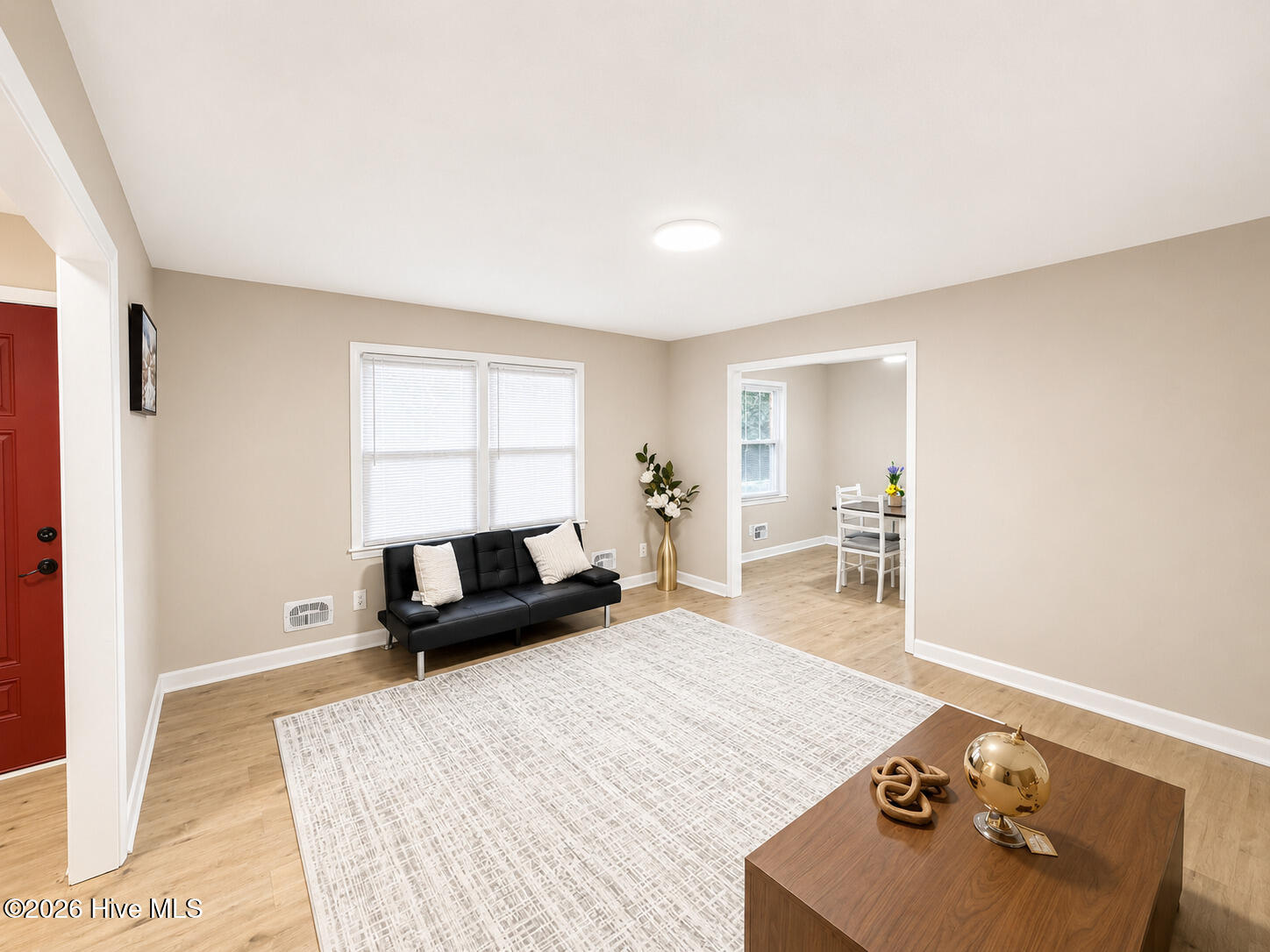 3202 College Road S Property Photo 6