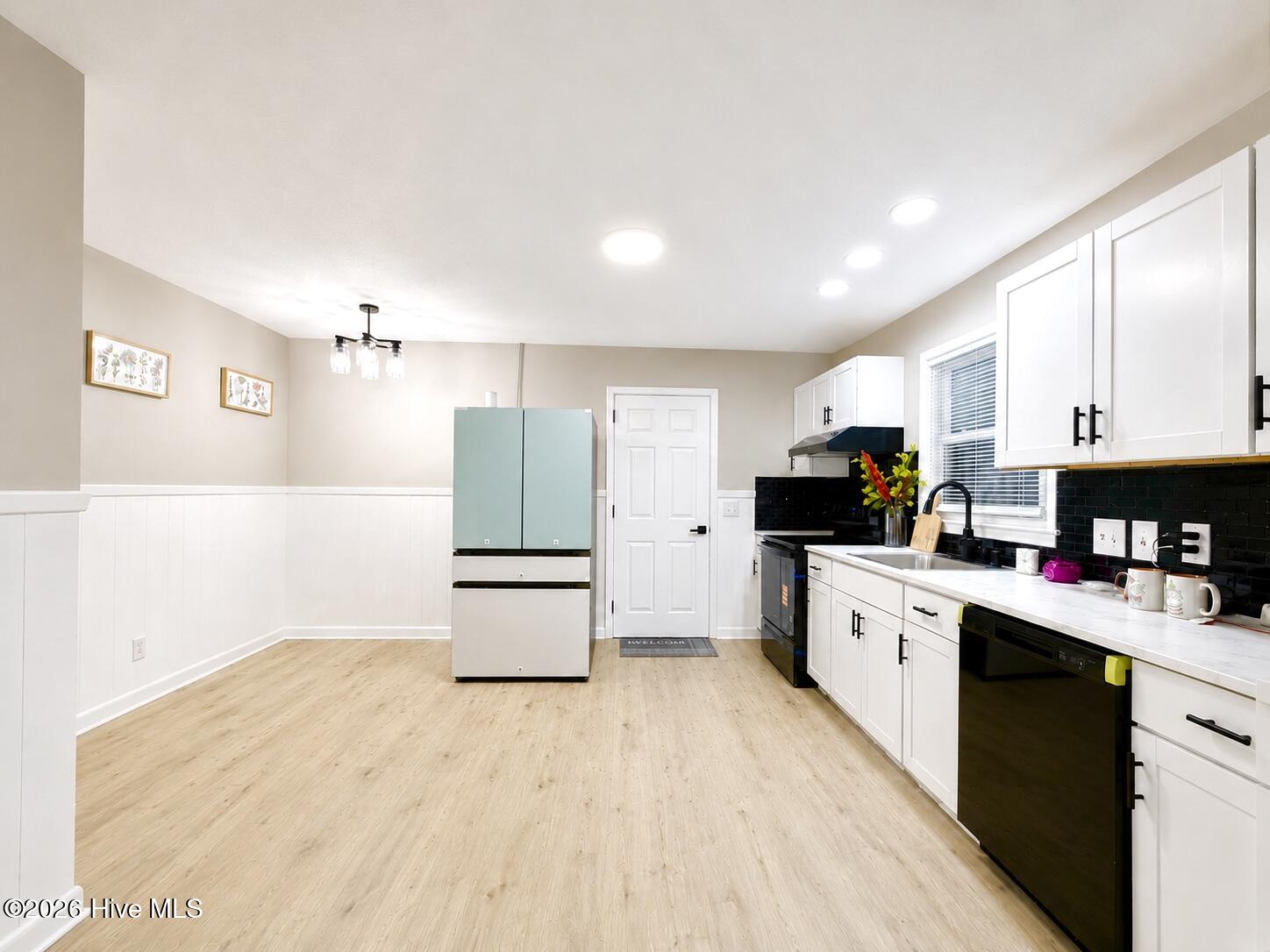 3202 College Road S Property Photo 19