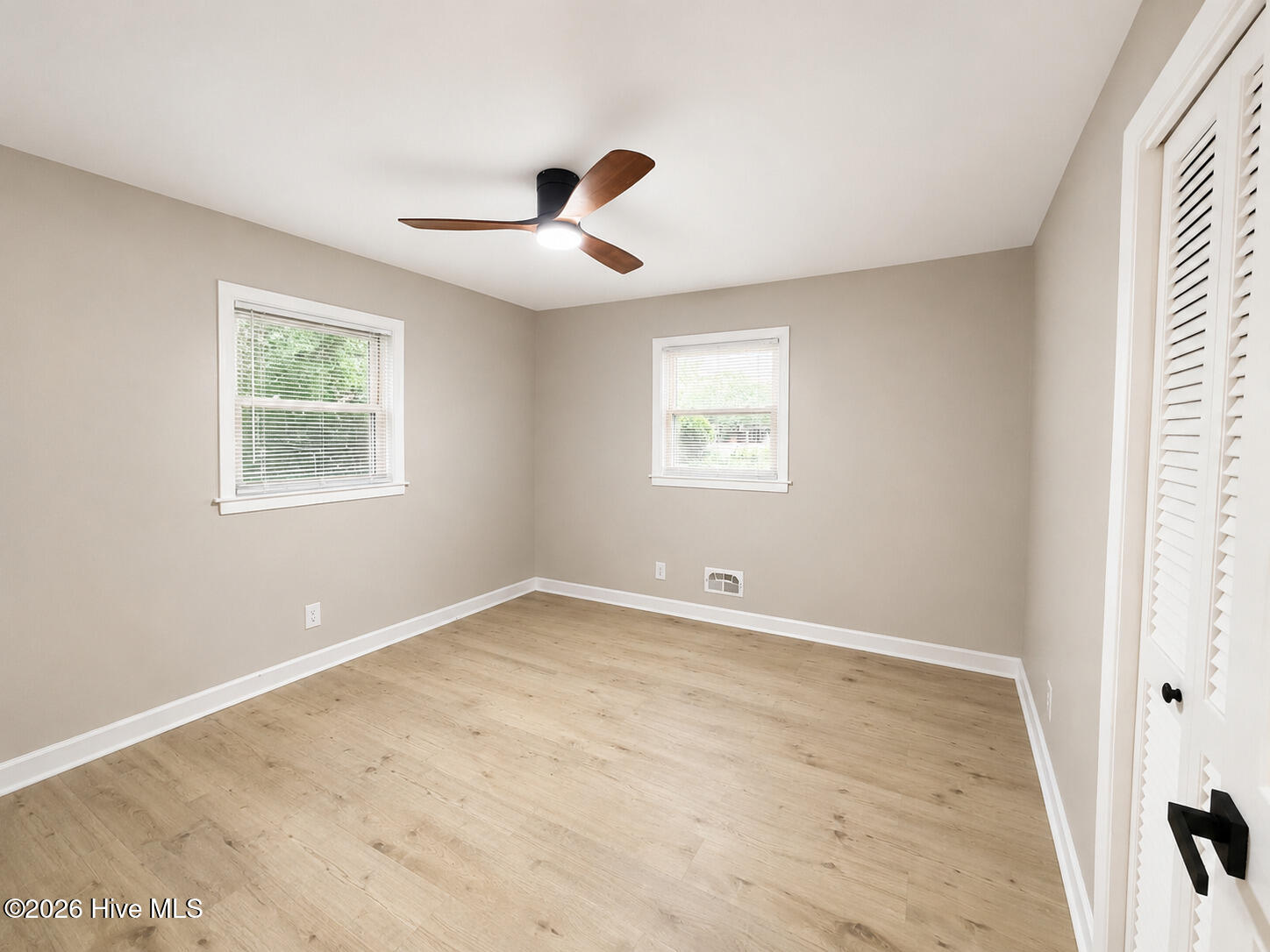 3202 College Road S Property Photo 38