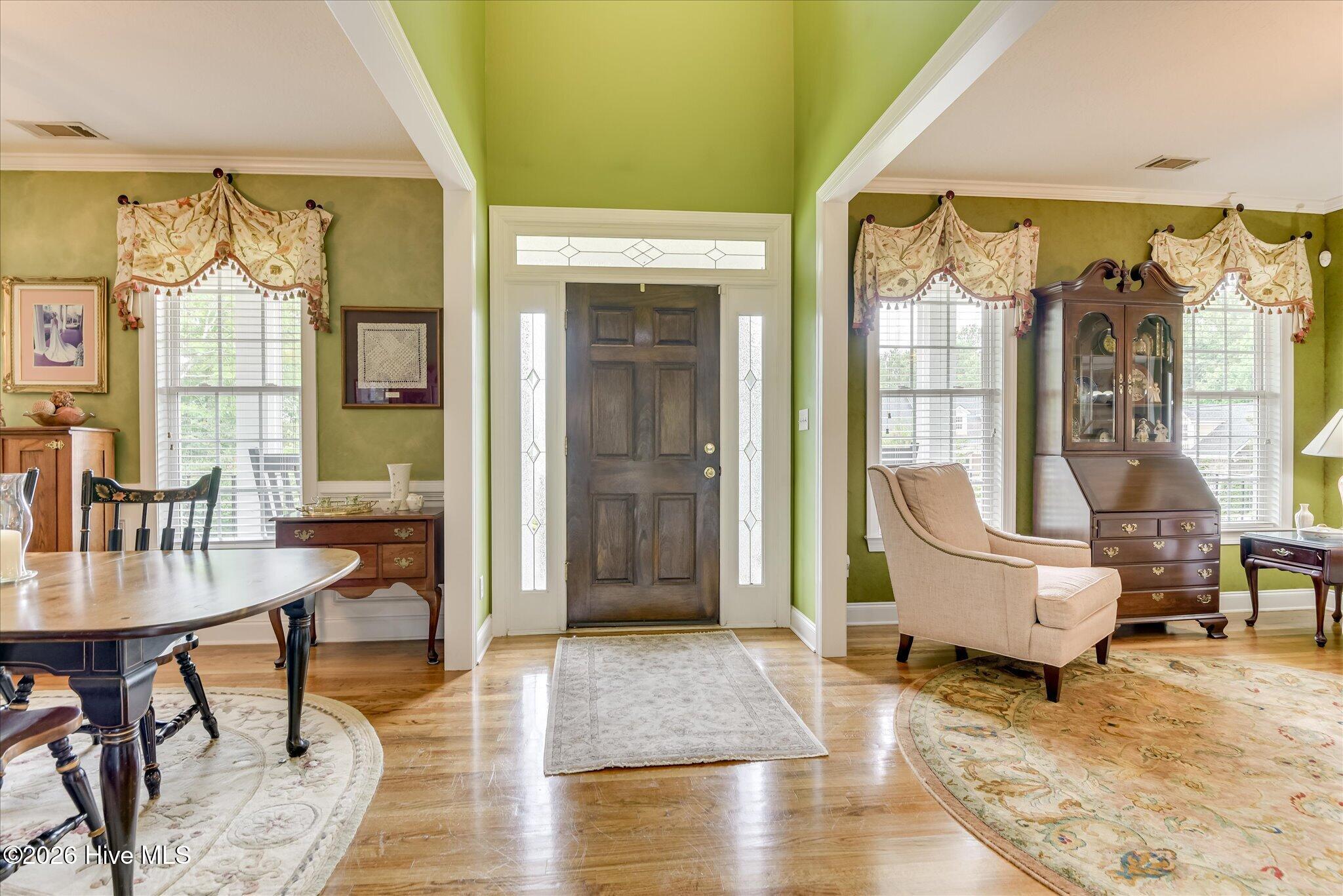 211 River Wind Drive Property Photo 6
