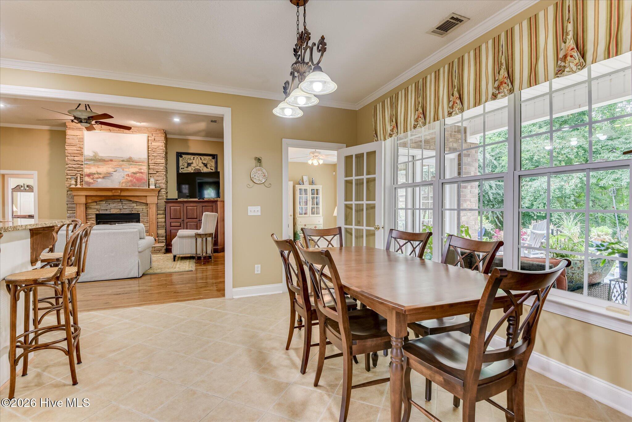 211 River Wind Drive Property Photo 14