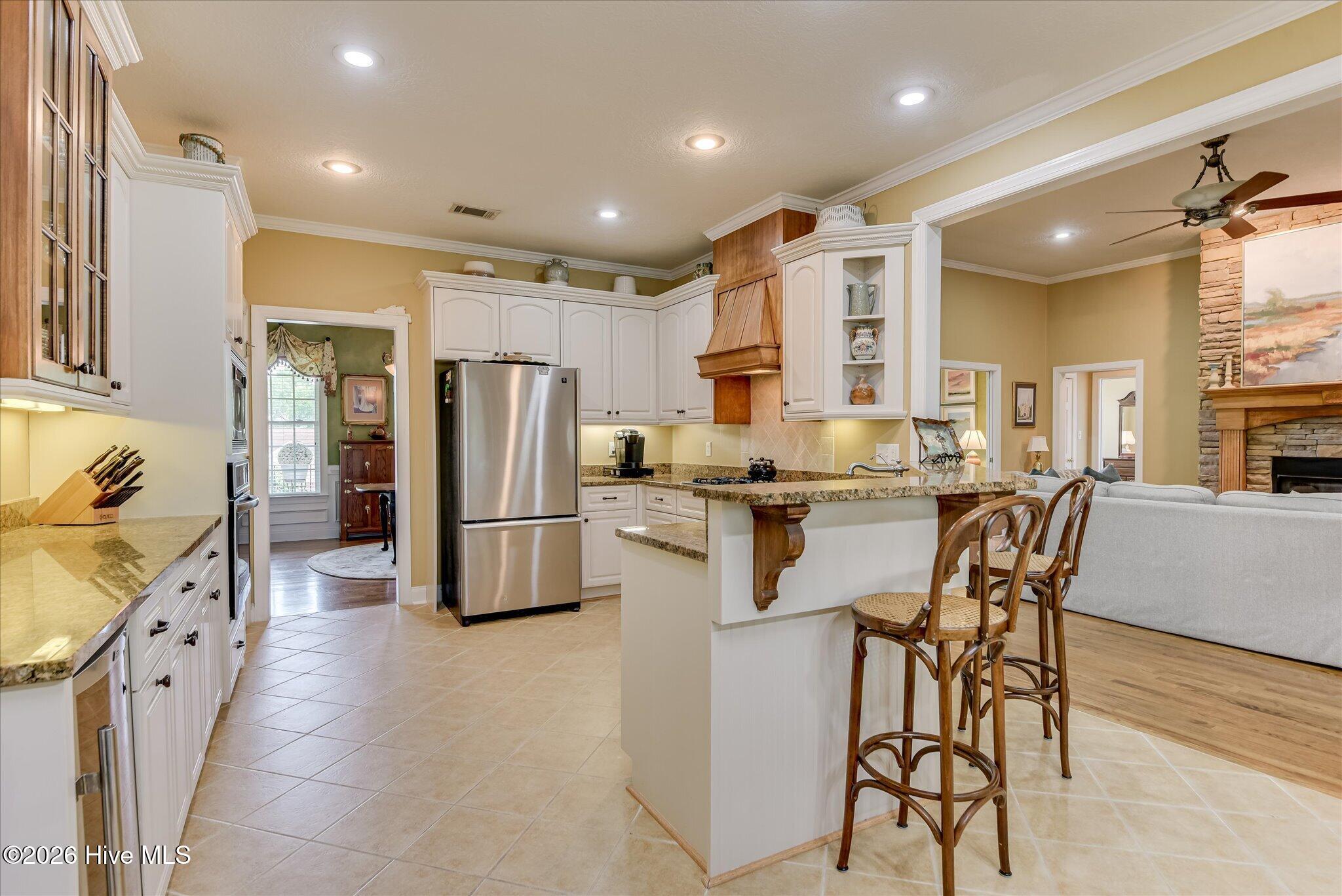 211 River Wind Drive Property Photo 15