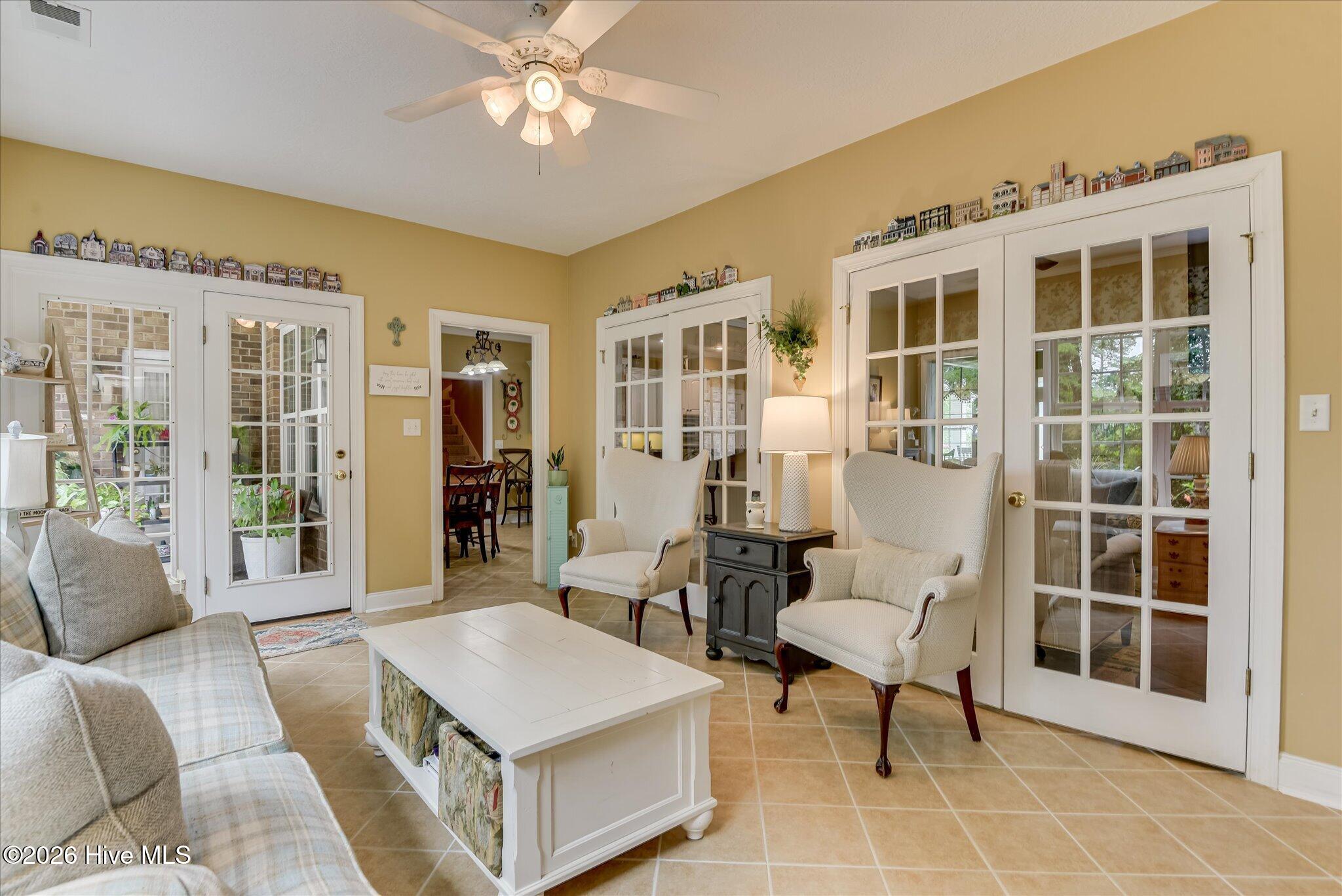 211 River Wind Drive Property Photo 25