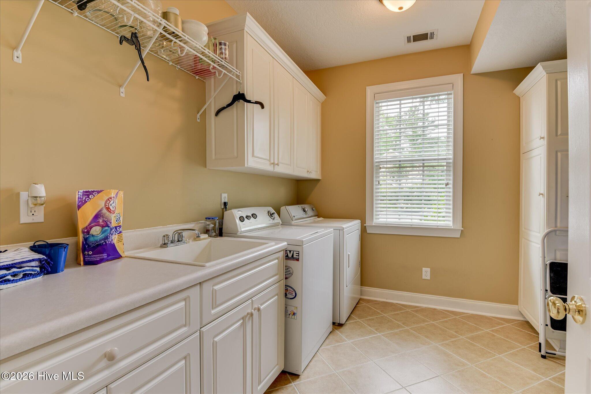 211 River Wind Drive Property Photo 44