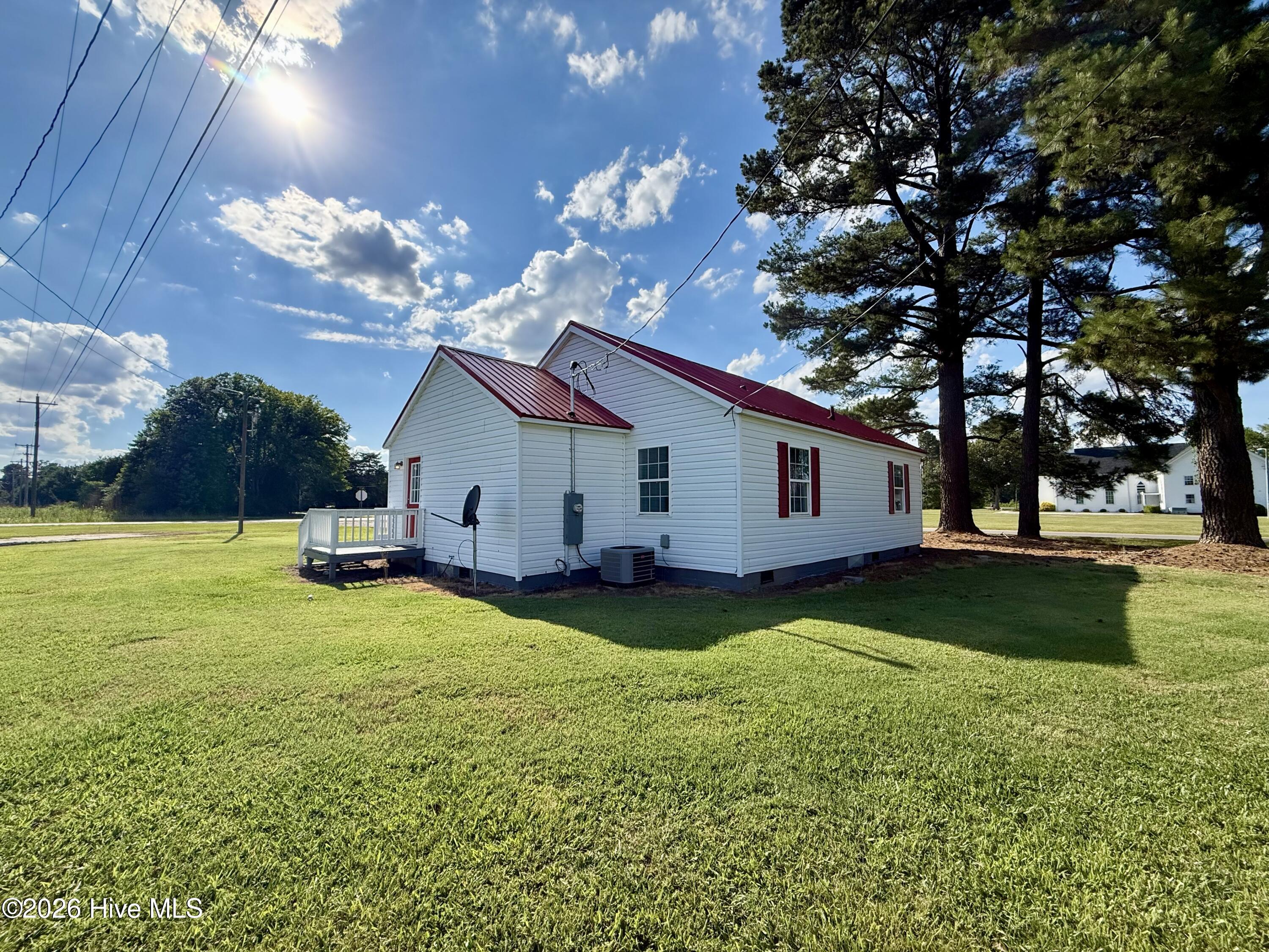 1511 Hexlena Road Property Photo 7