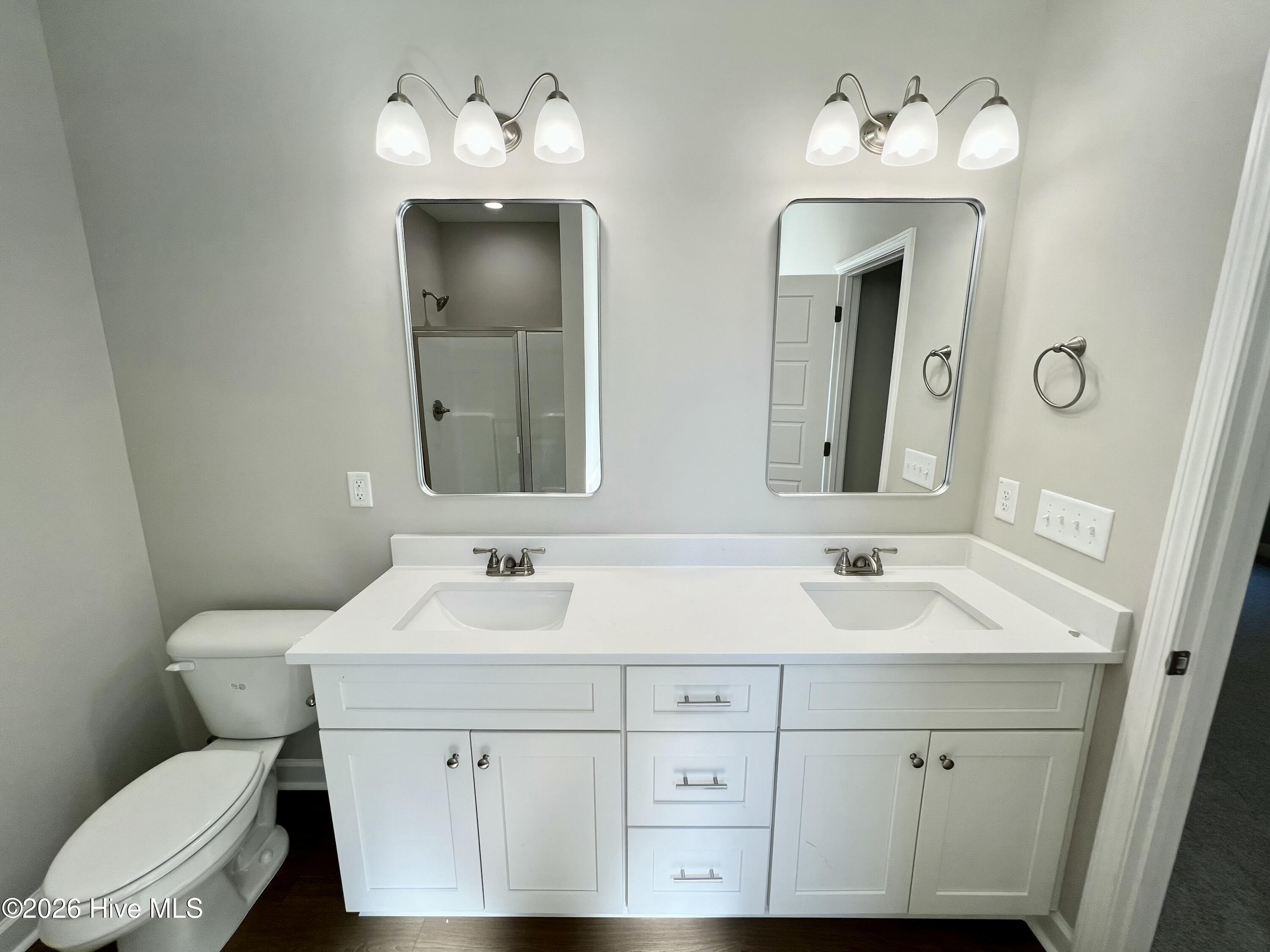 306 Creeks Edge Drive Property Photo 12