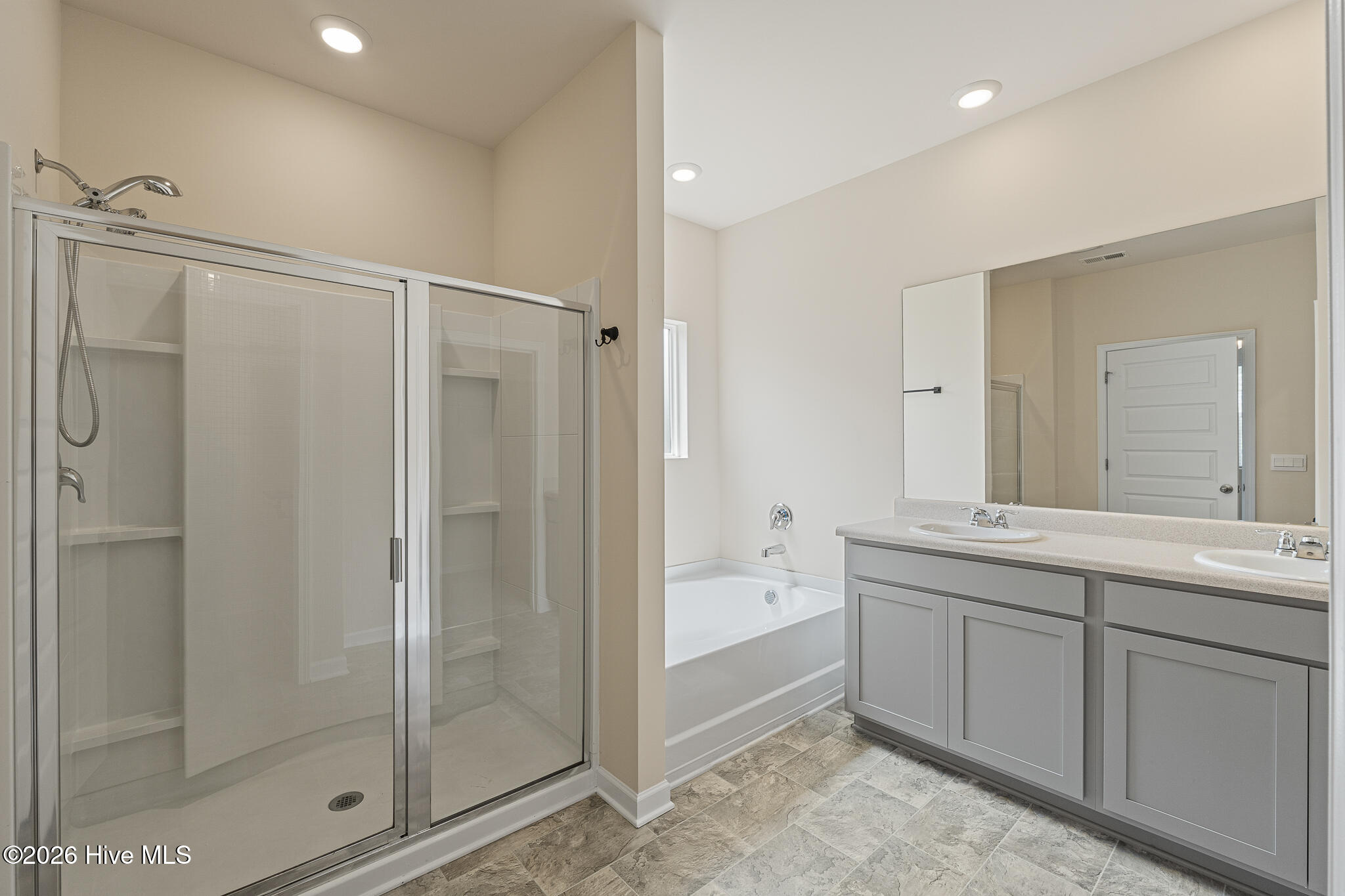 3262 Carmine Avenue Property Photo 15