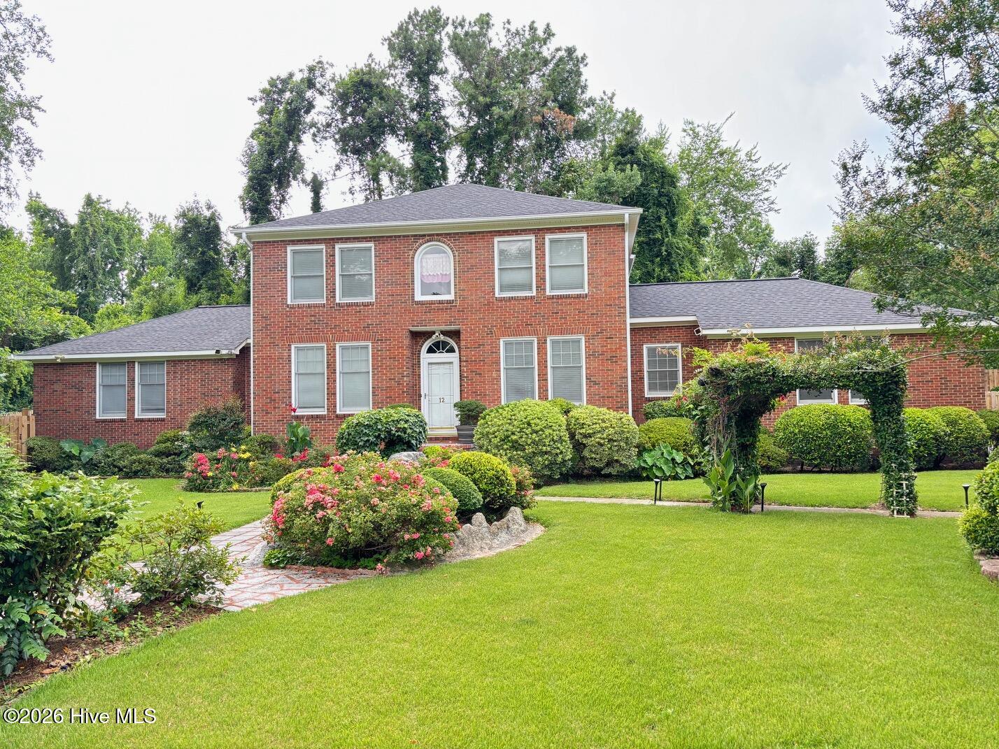 12 Raintree Place Property Photo 2