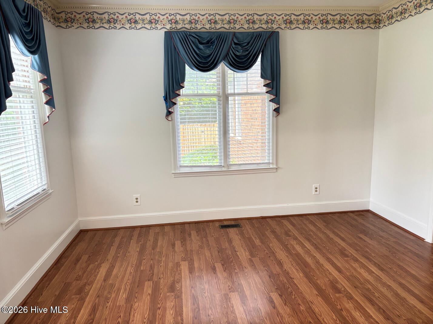 12 Raintree Place Property Photo 6