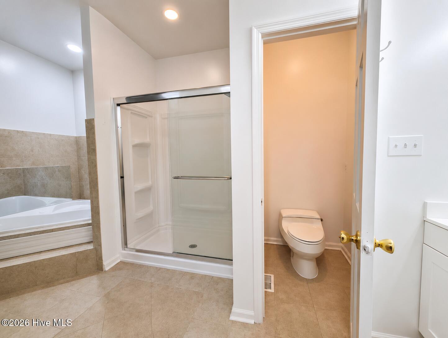12 Raintree Place Property Photo 14
