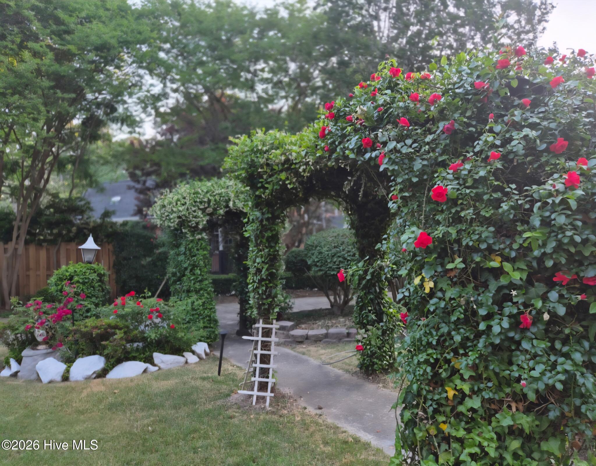 12 Raintree Place Property Photo 33