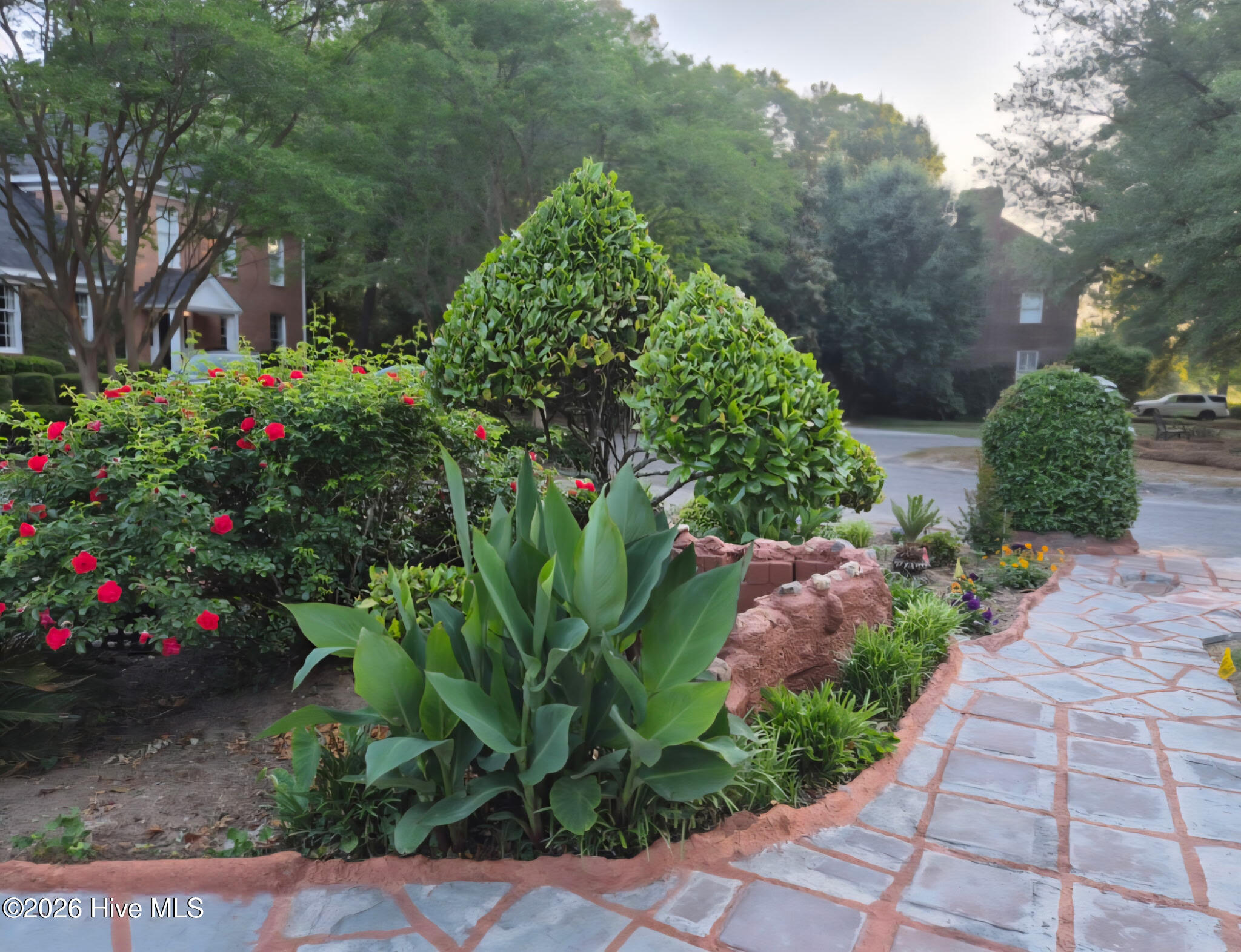 12 Raintree Place Property Photo 34