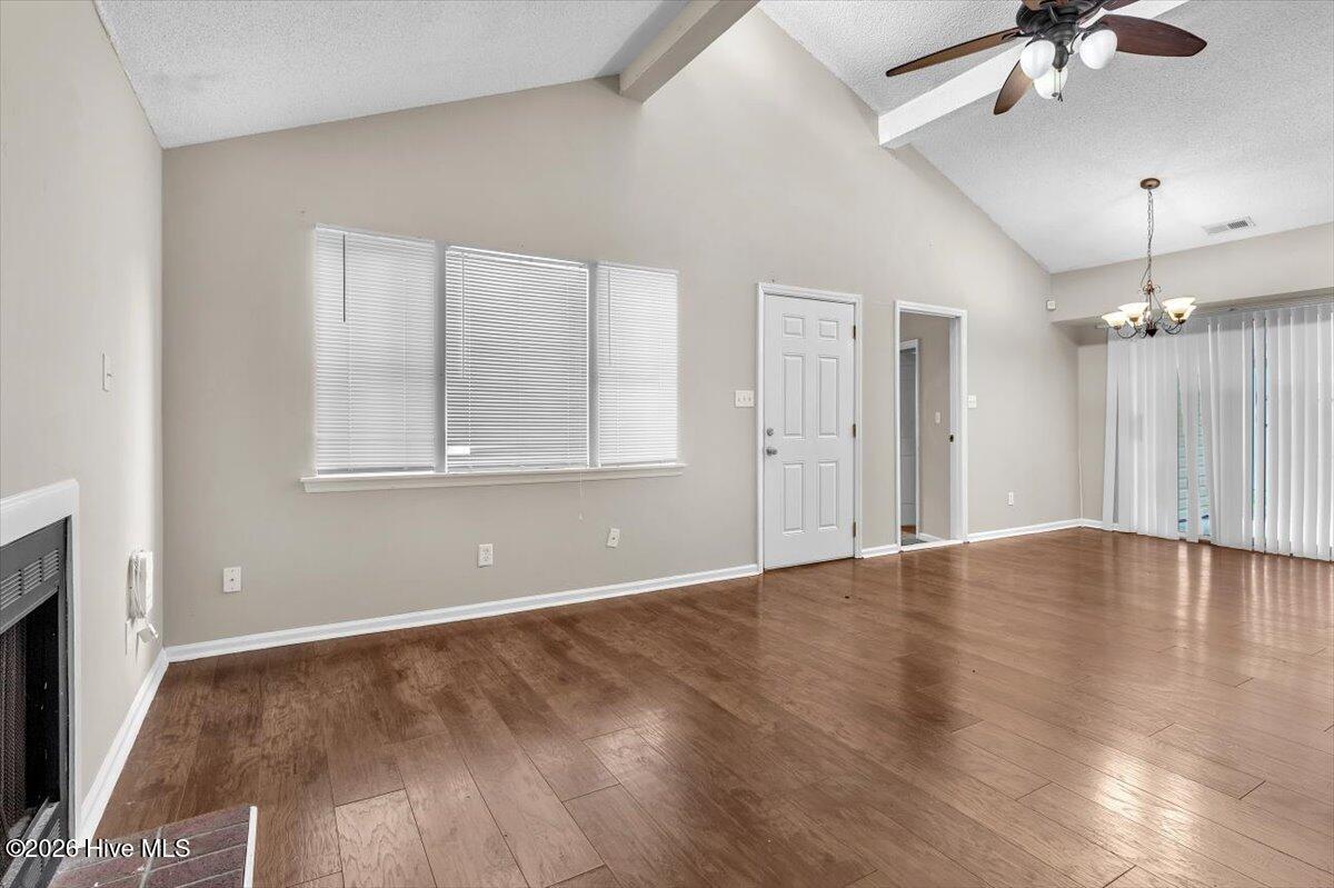 2039 Foxhorn Road Property Photo 4