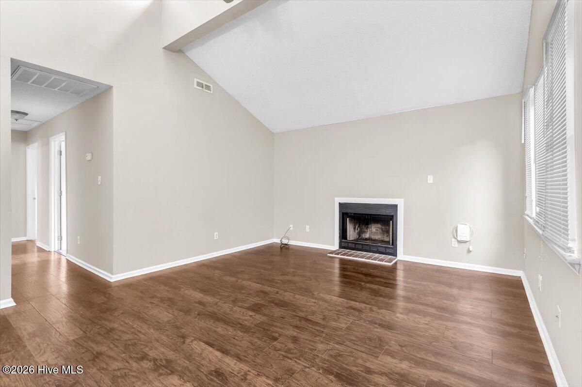 2039 Foxhorn Road Property Photo 5