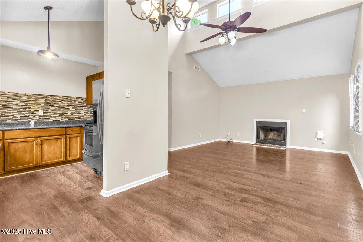 2039 Foxhorn Road Property Photo 10