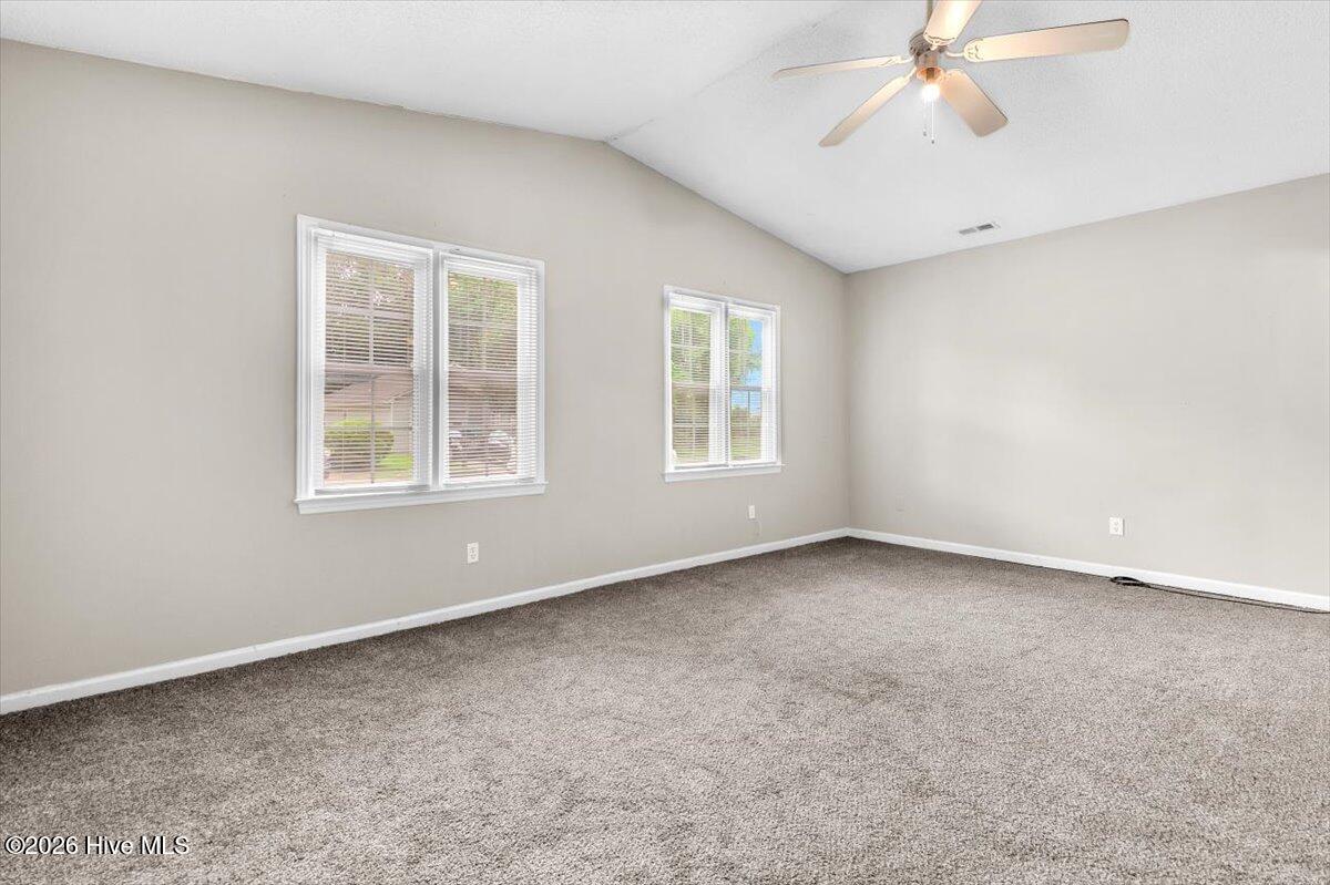 2039 Foxhorn Road Property Photo 14