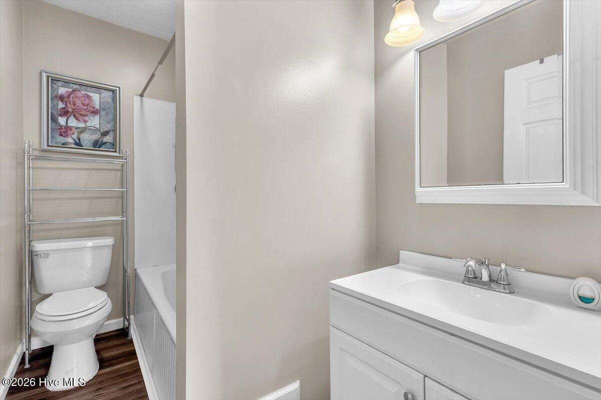 2039 Foxhorn Road Property Photo 17