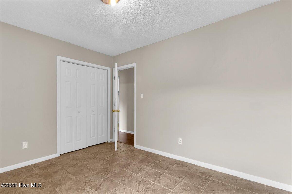 2039 Foxhorn Road Property Photo 22