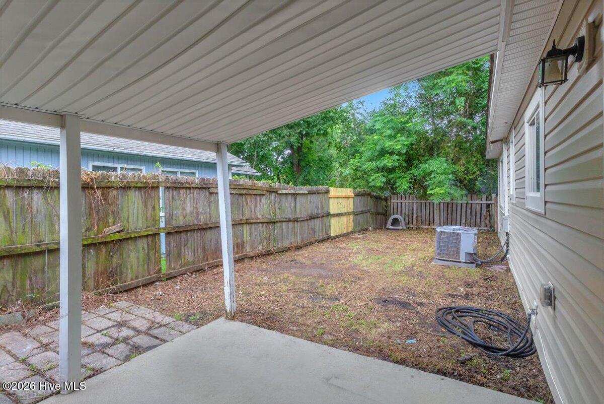 2039 Foxhorn Road Property Photo 27