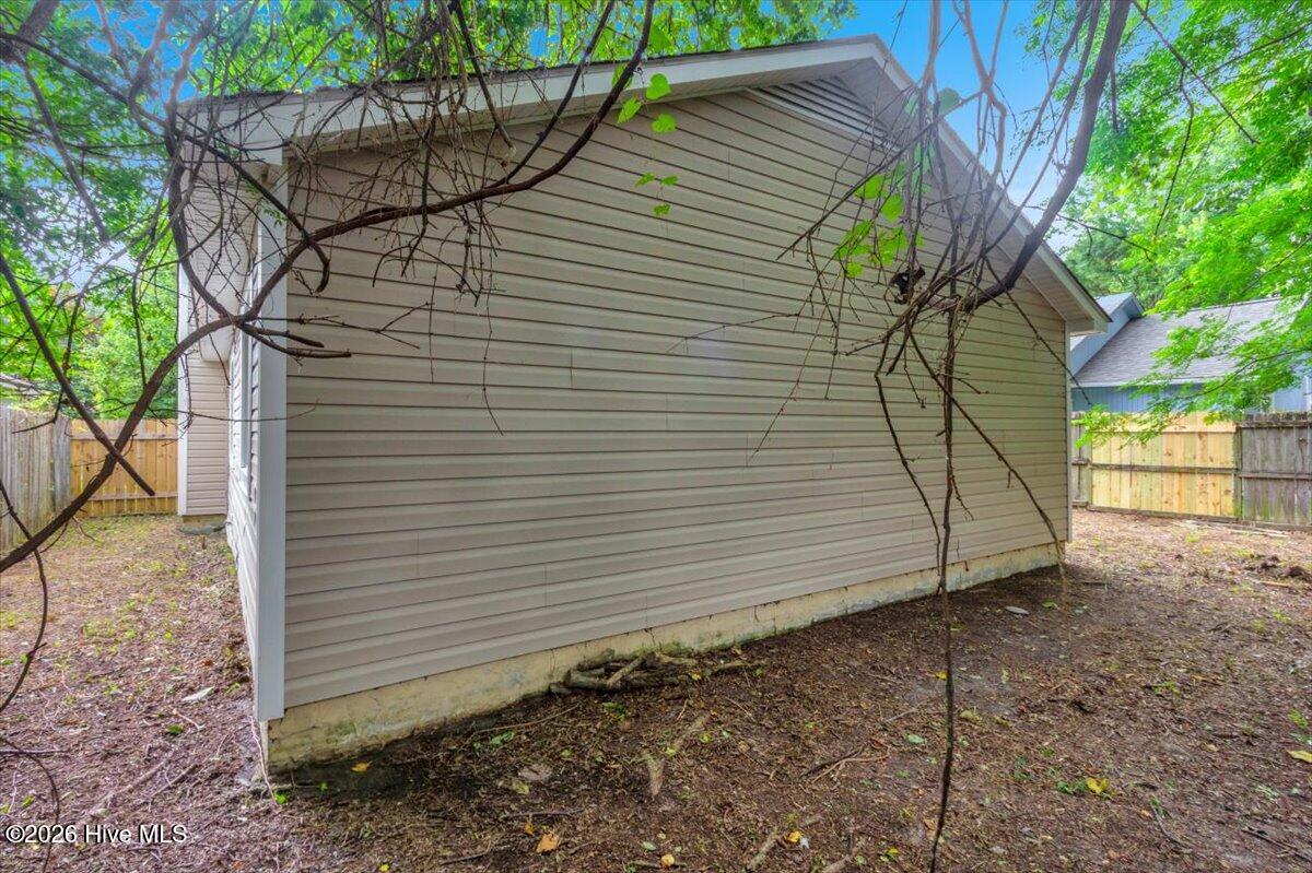 2039 Foxhorn Road Property Photo 30