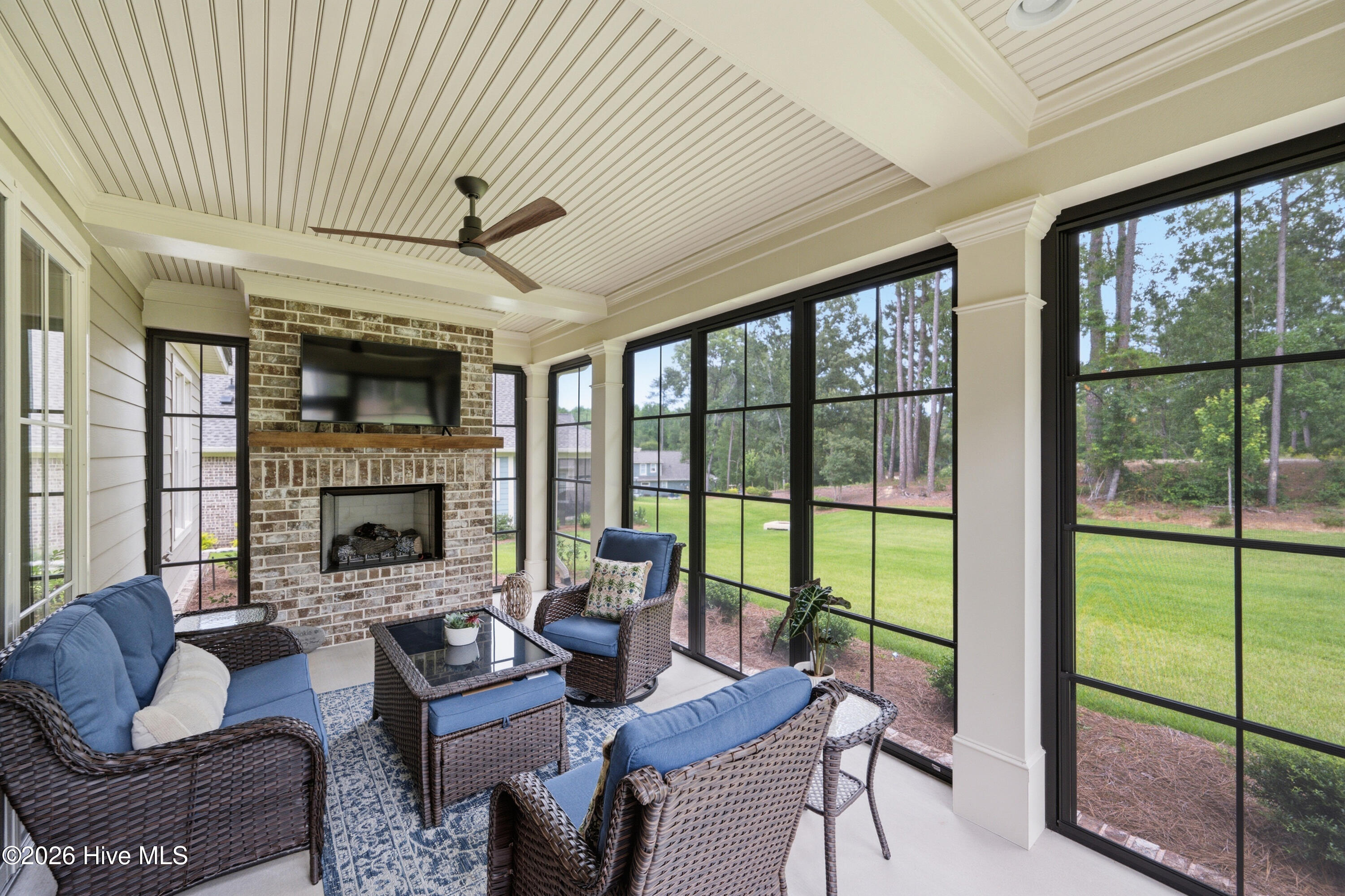 6034 Kirkwall Court Property Photo 9