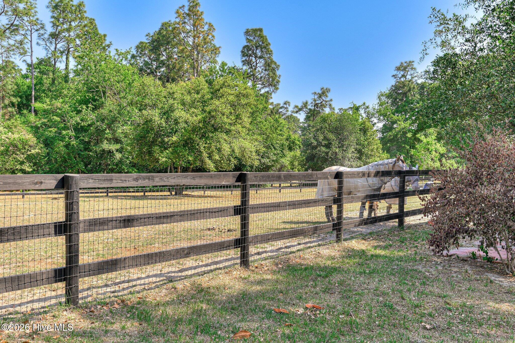 1749 Huntsman Drive Property Photo 33