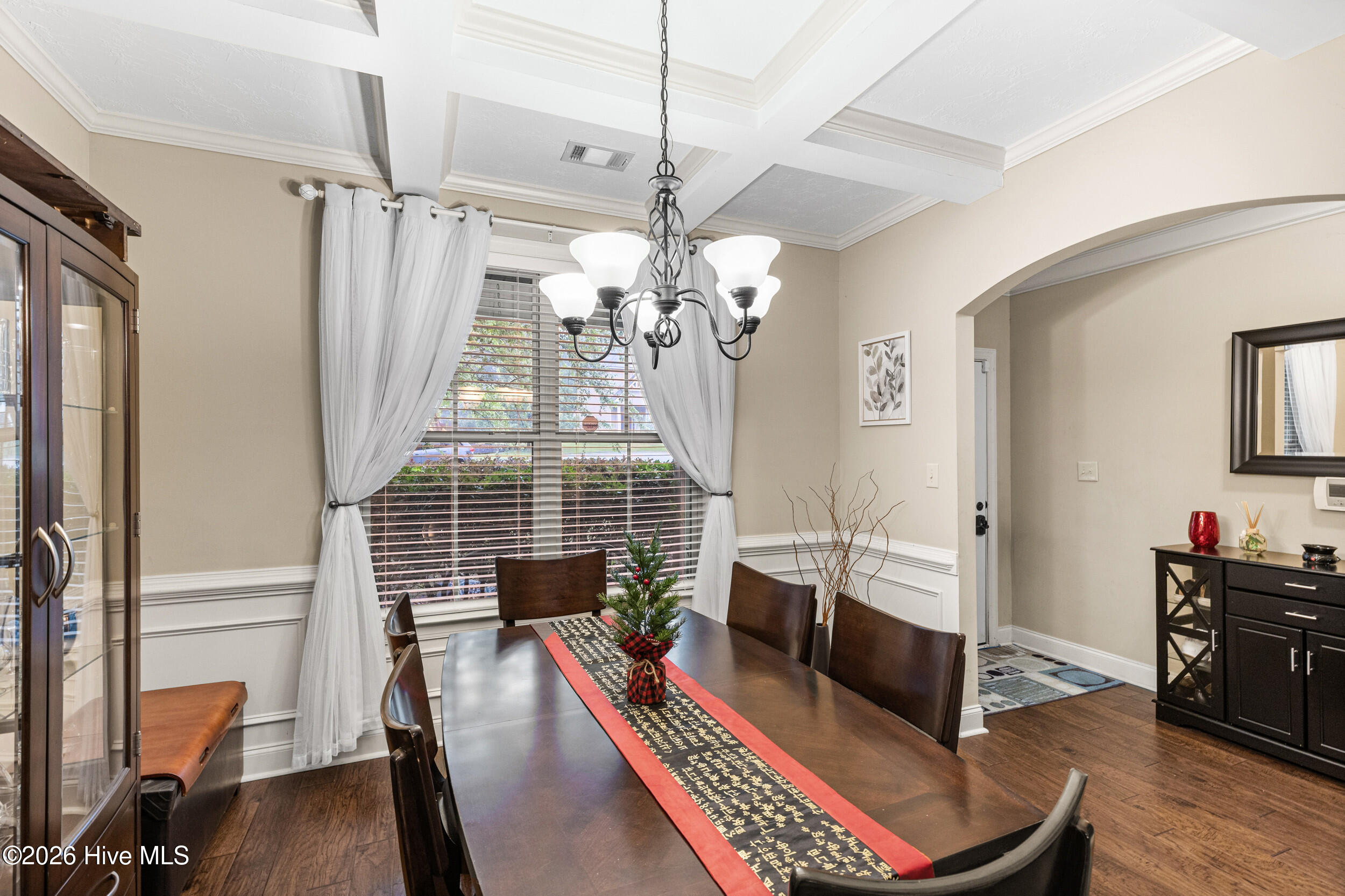 2211 Plum Drive Property Photo 4