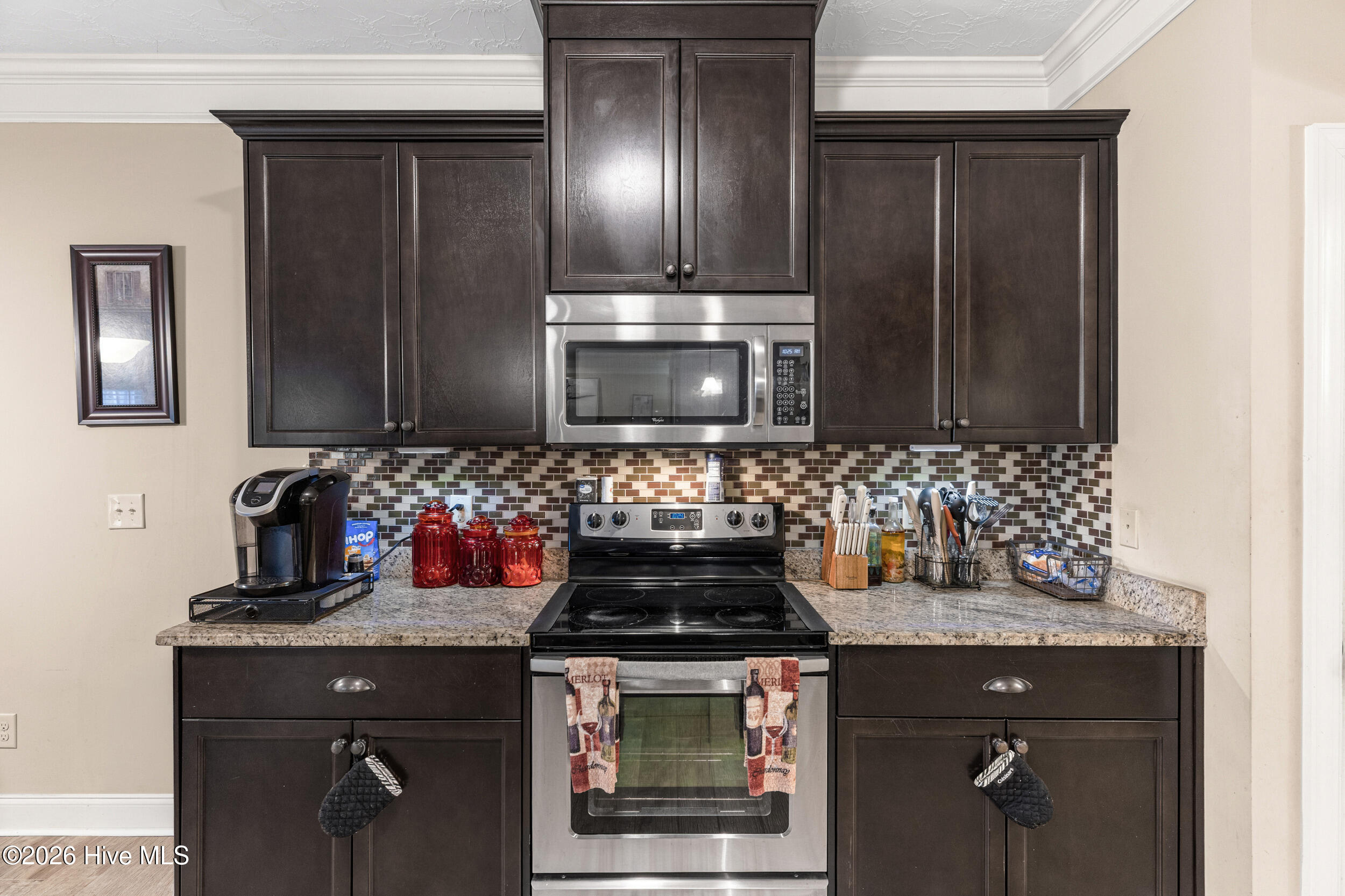 2211 Plum Drive Property Photo 6