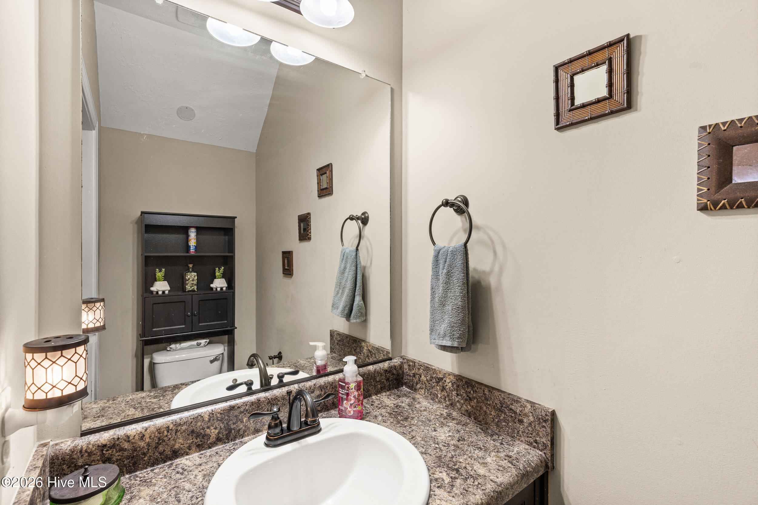 2211 Plum Drive Property Photo 8