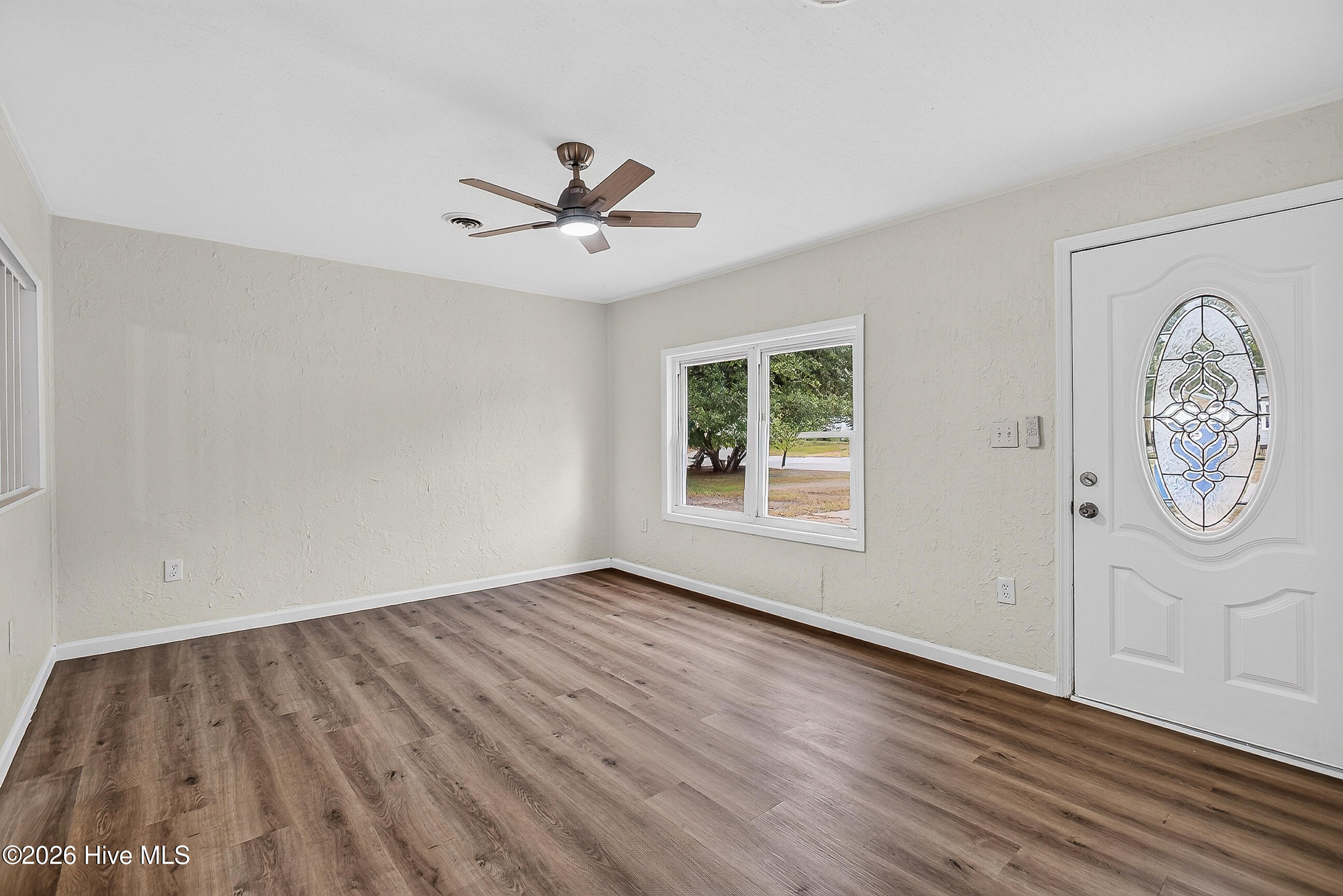 145 Ash Court Property Photo 4