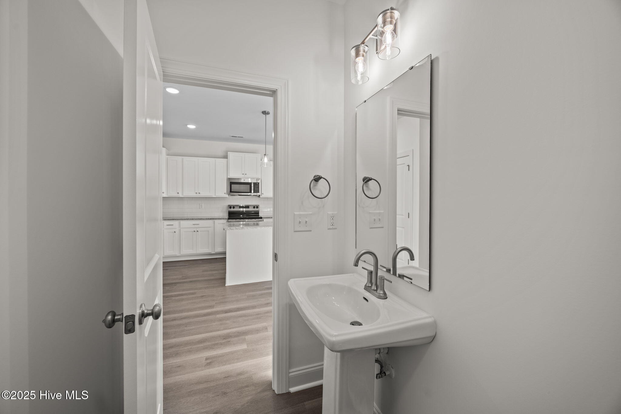 1904 Newbury Way A Property Photo 13
