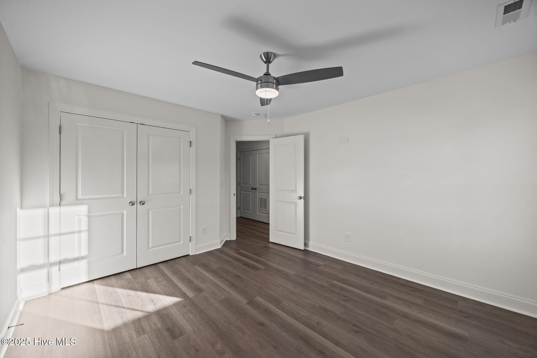 1904 Newbury Way A Property Photo 17