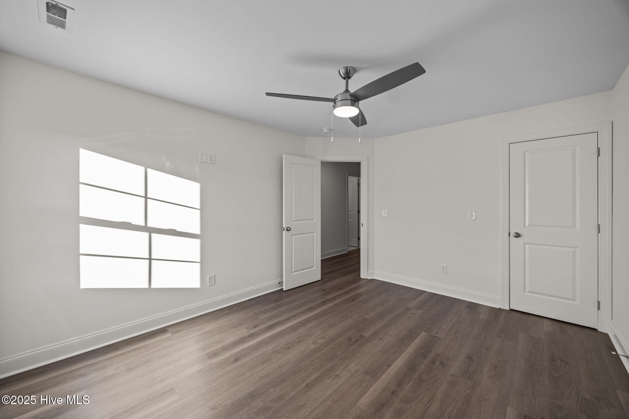 1904 Newbury Way A Property Photo 19