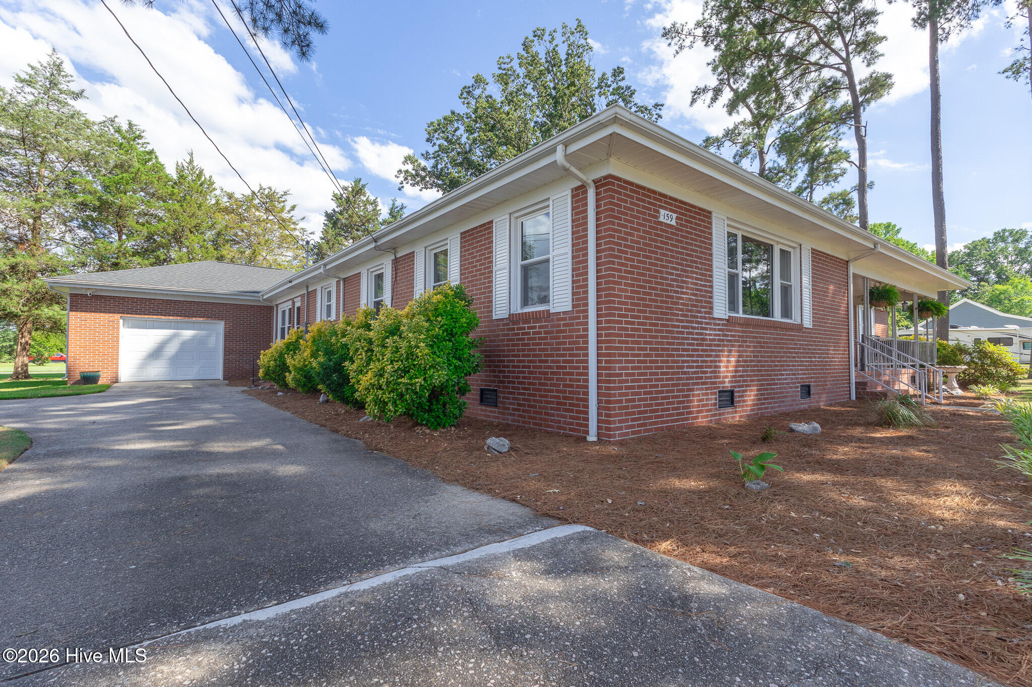 159 Seymour Drive Property Photo 5