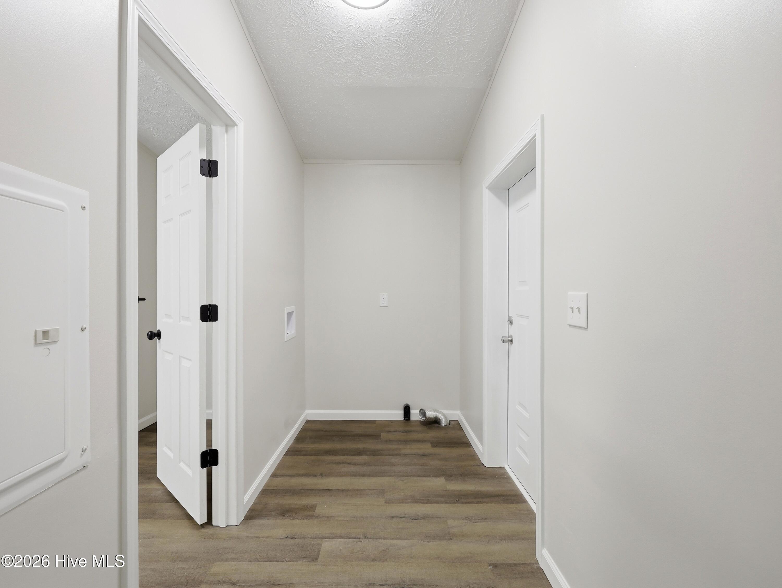 107 W Robertson Street Property Photo 38