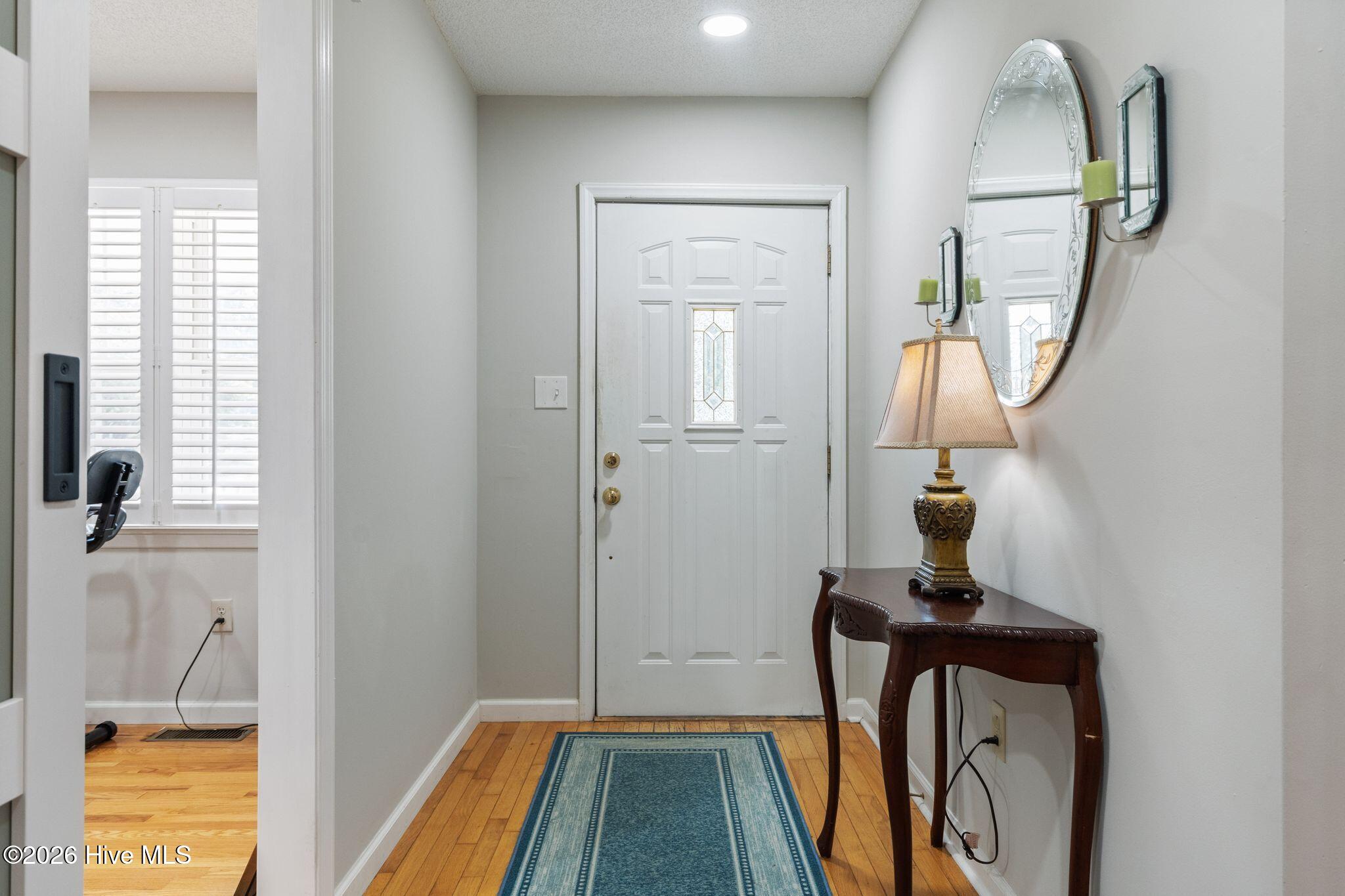 211 S Shore Drive Property Photo 10