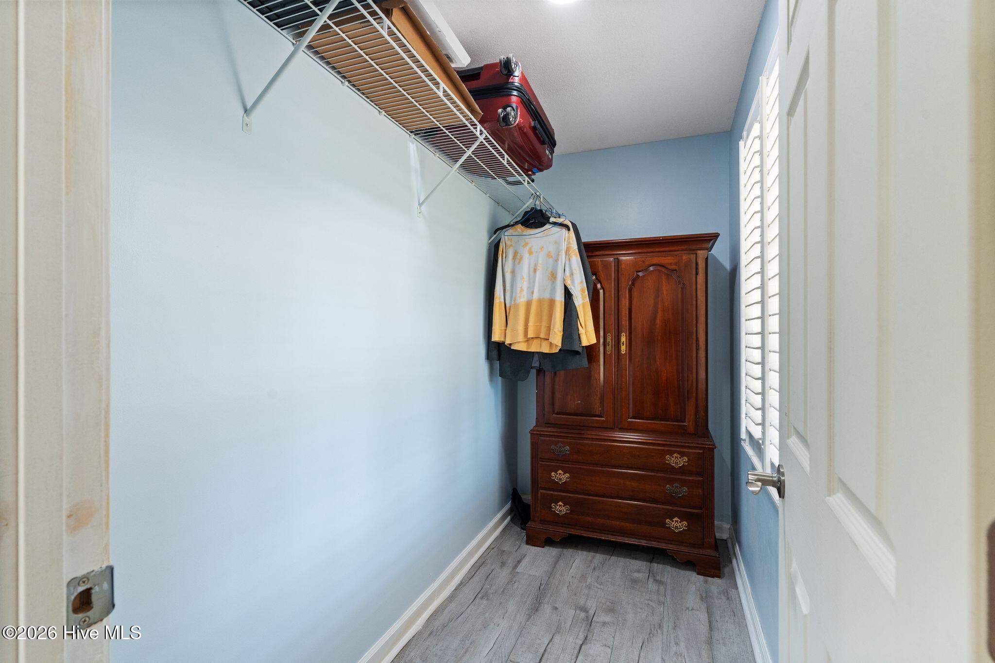 211 S Shore Drive Property Photo 25