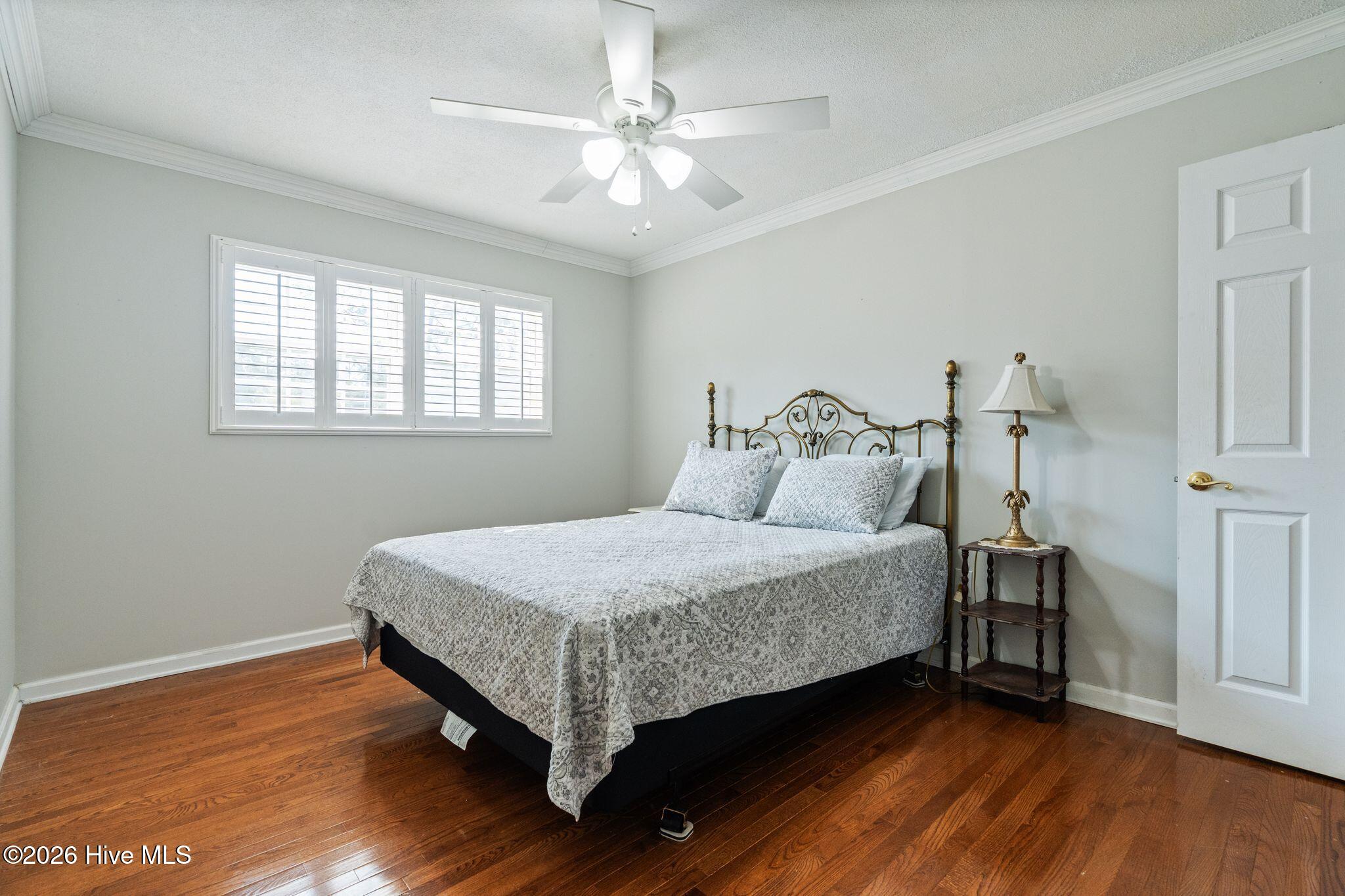 211 S Shore Drive Property Photo 26