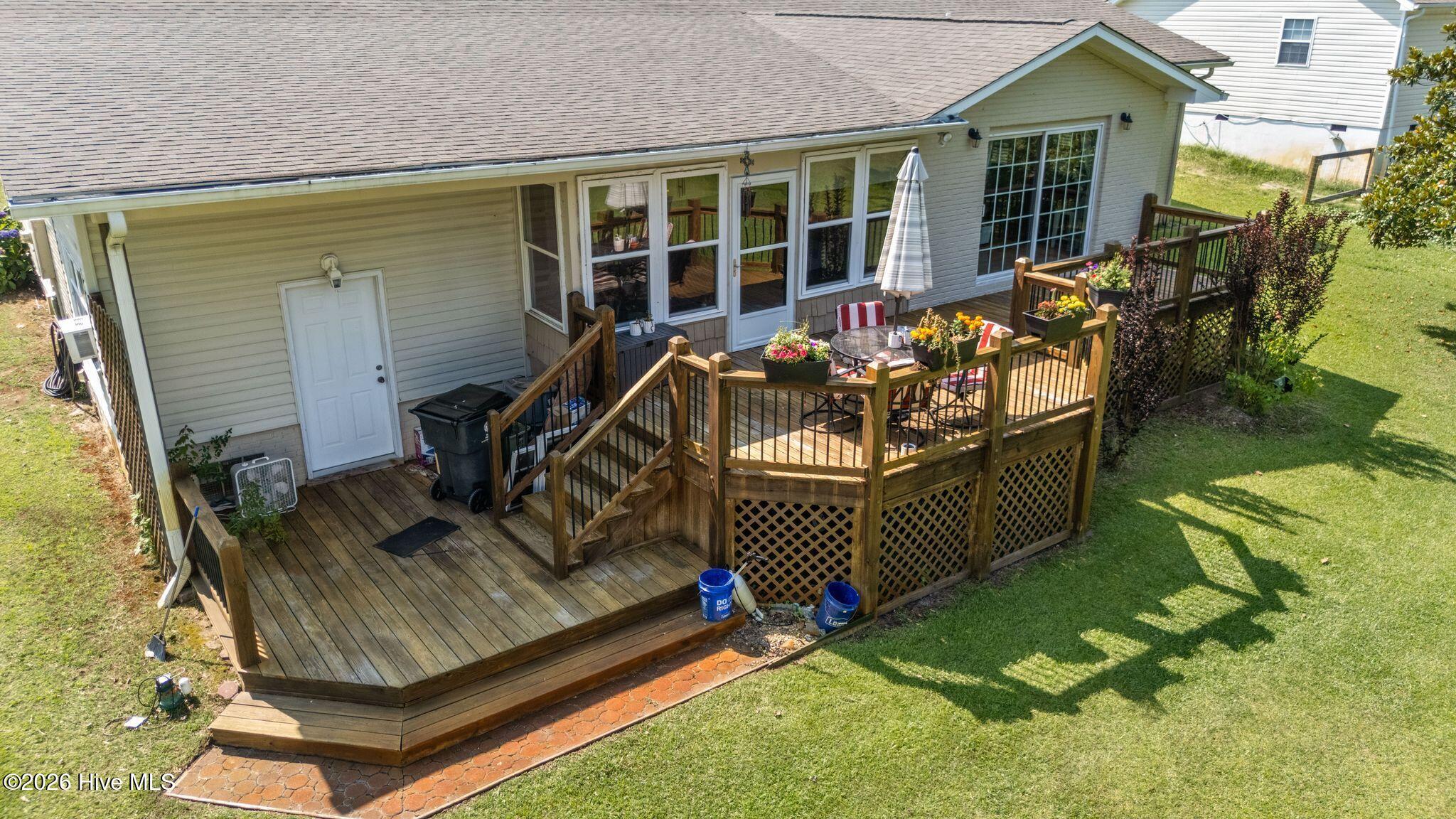 211 S Shore Drive Property Photo 50