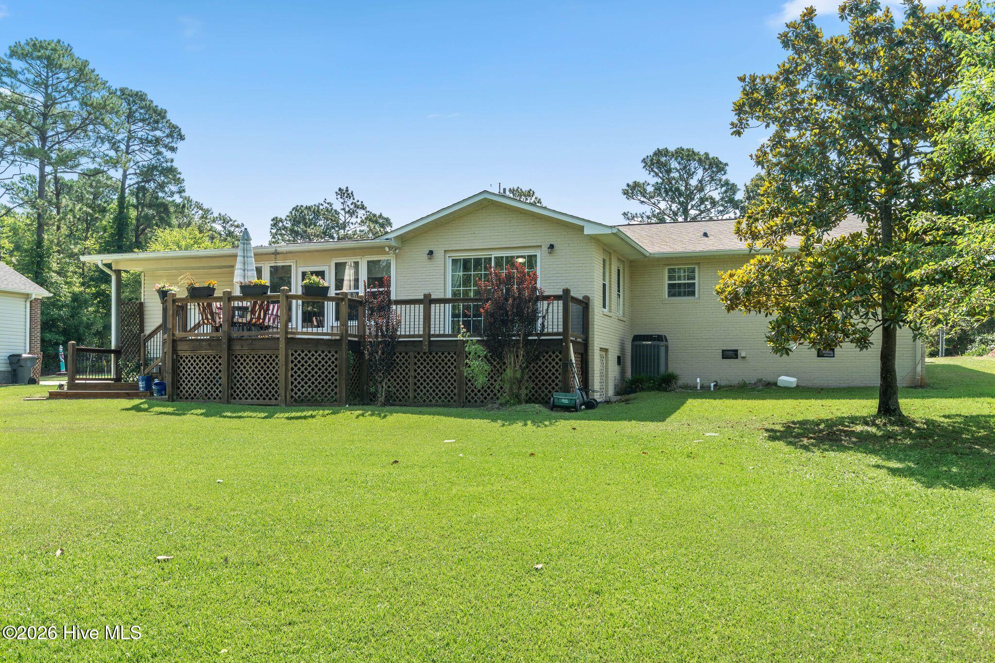 211 S Shore Drive Property Photo 52