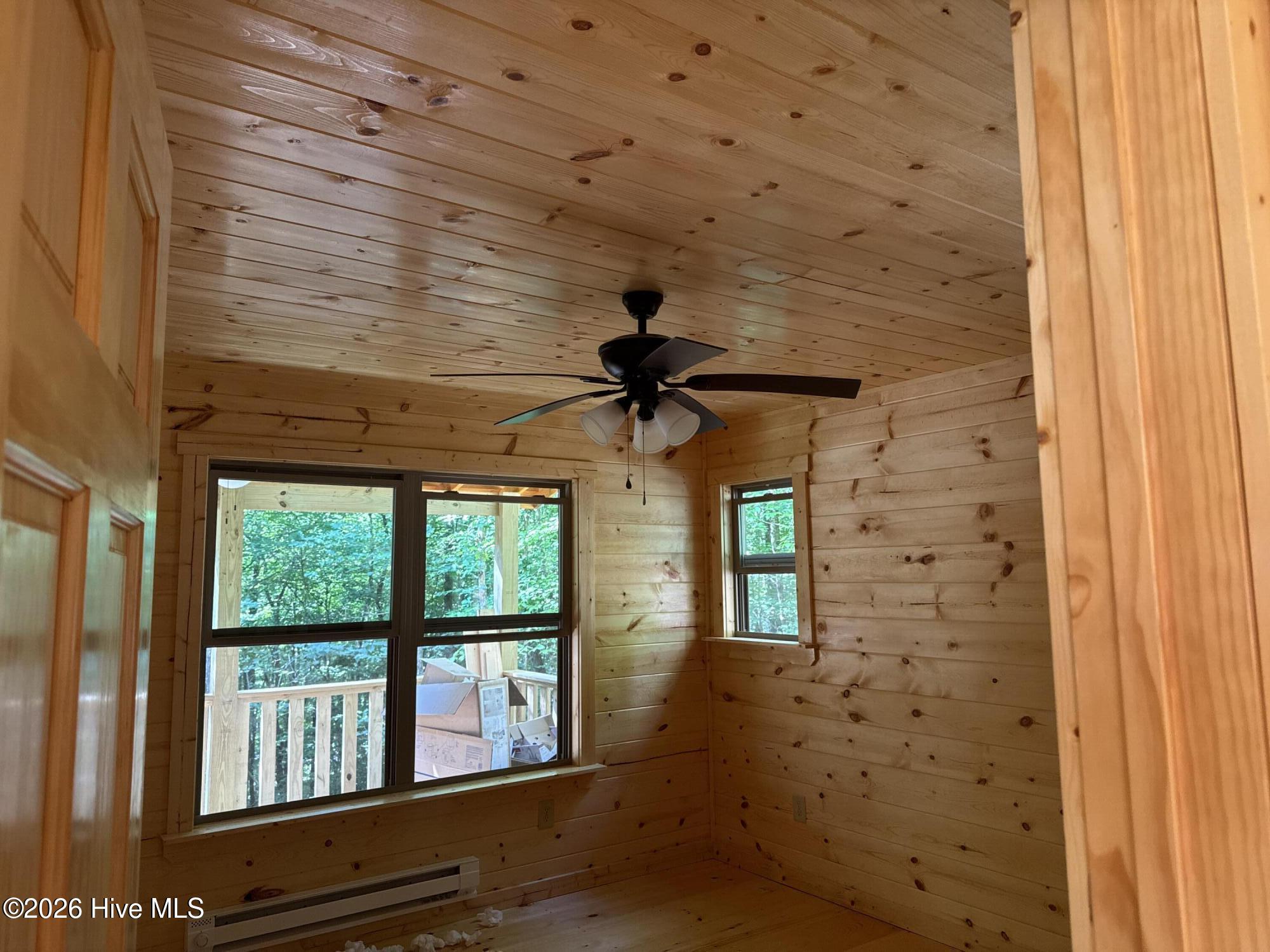 752 Whispering Ridge Drive Property Photo 11